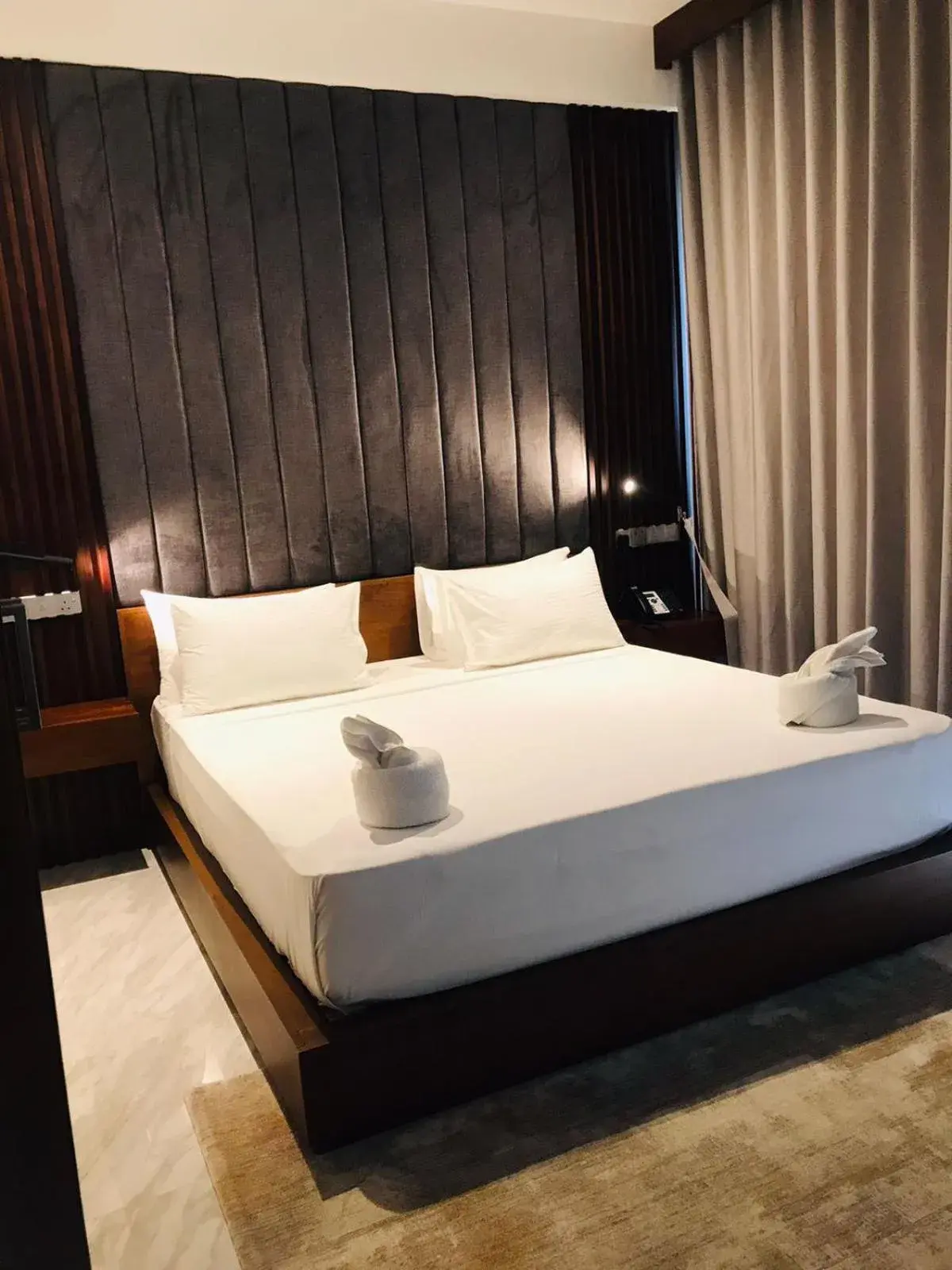 Bed in Thimbiri Wewa Resort Wilpattu Bed in Thimbiri Wewa Resort Wilpattu