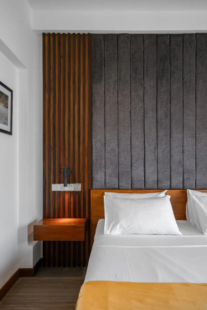 Bedroom, Bed in Thimbiri Wewa Resort Wilpattu