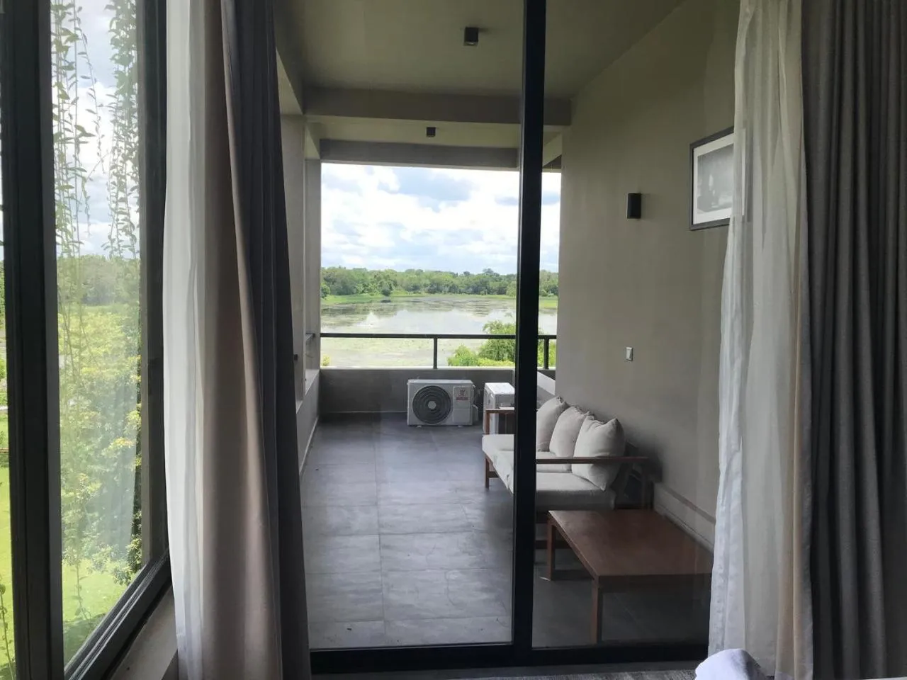 Patio in Thimbiri Wewa Resort Wilpattu