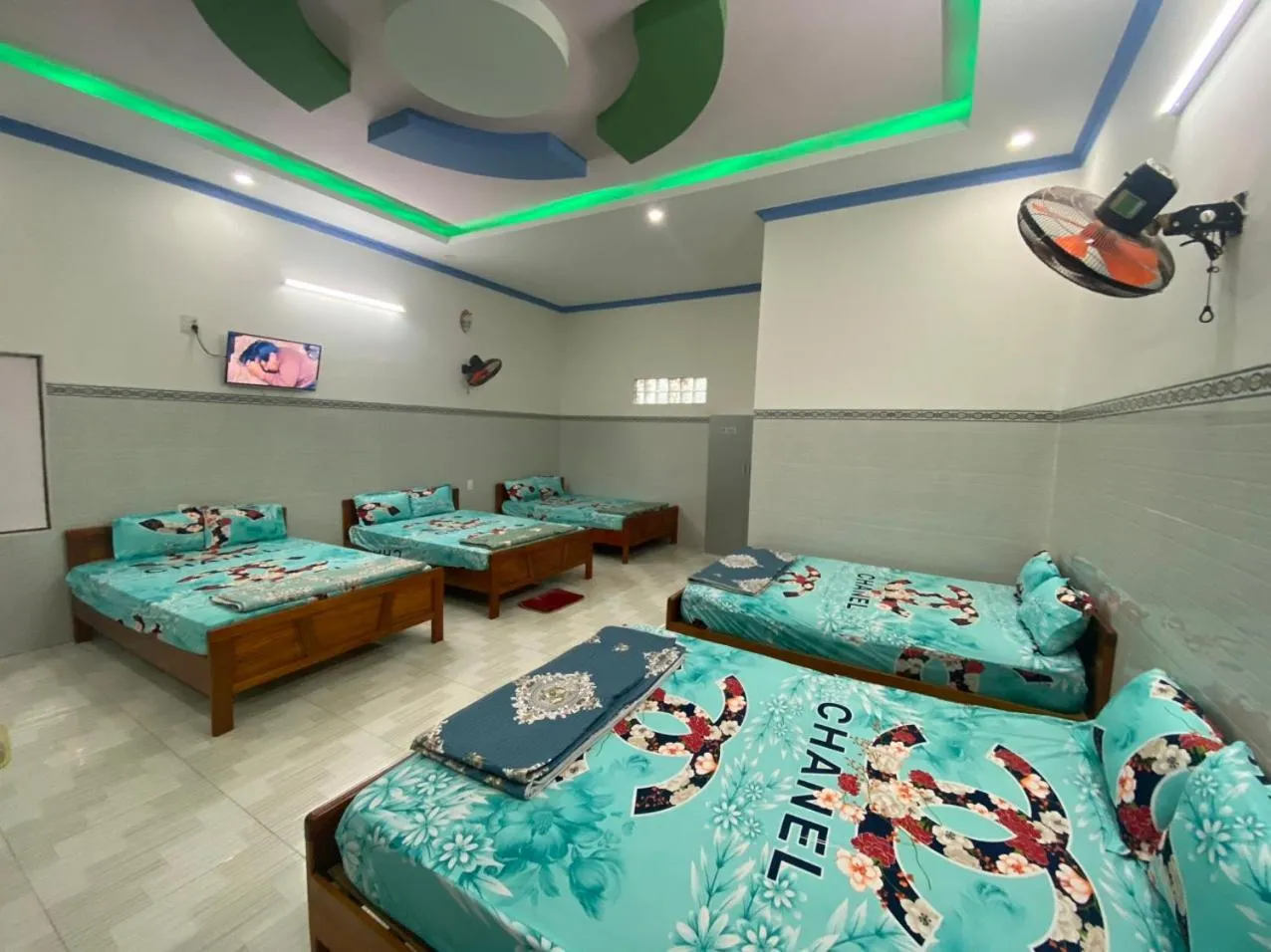 Bed in Hotel Việt Sang