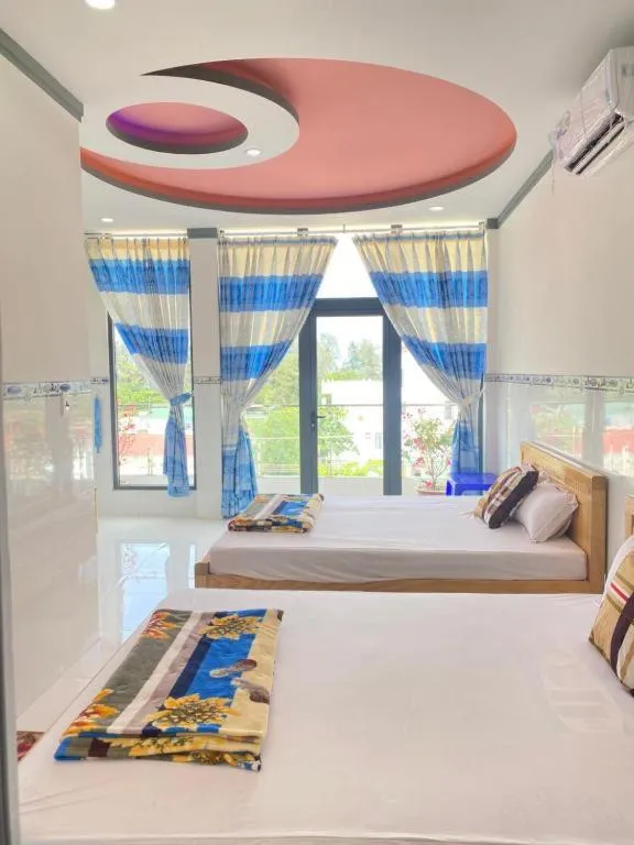 Bed in Hotel Việt Sang