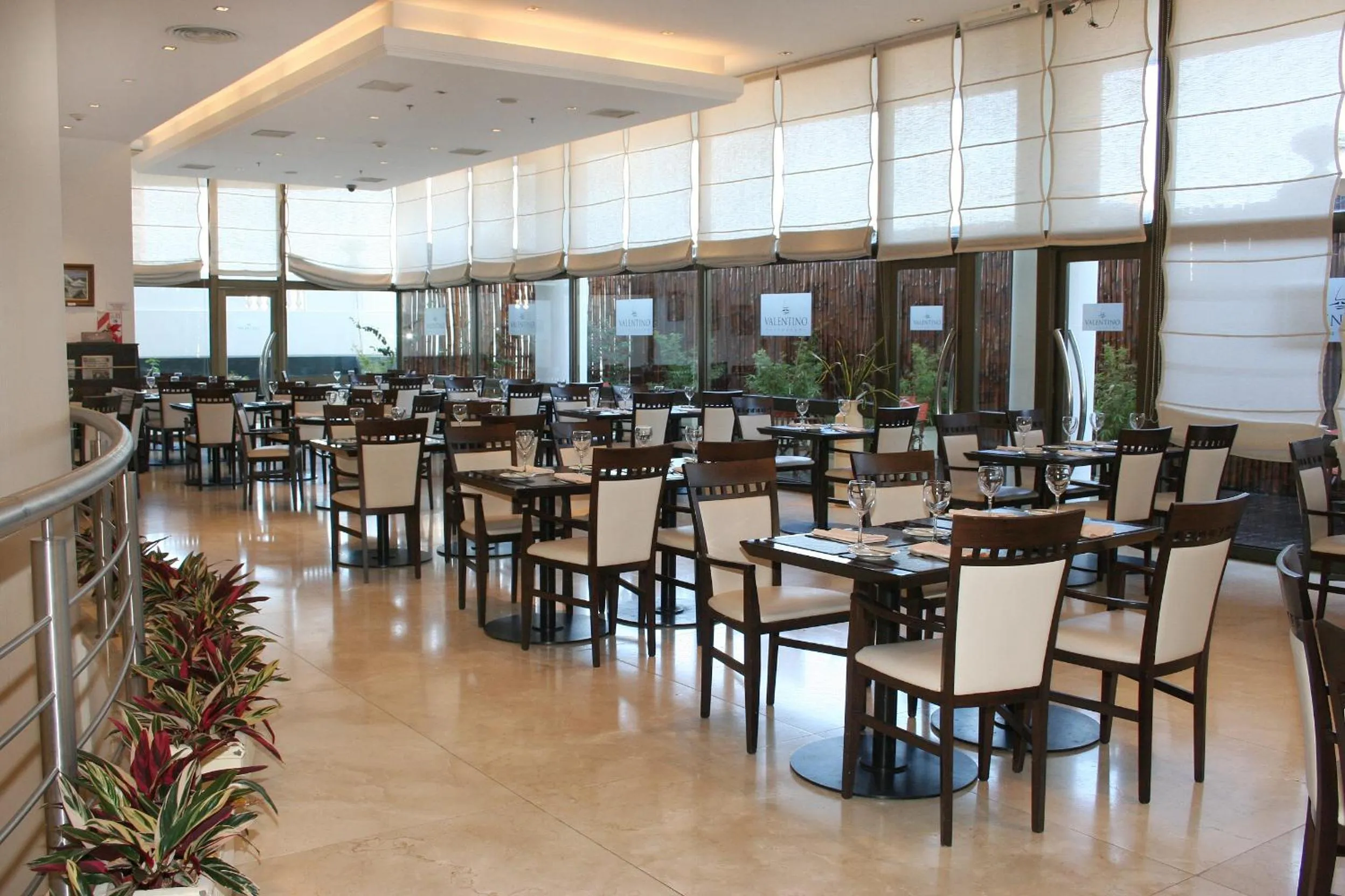 Restaurant/places to eat in Amérian Hotel Casino Gala