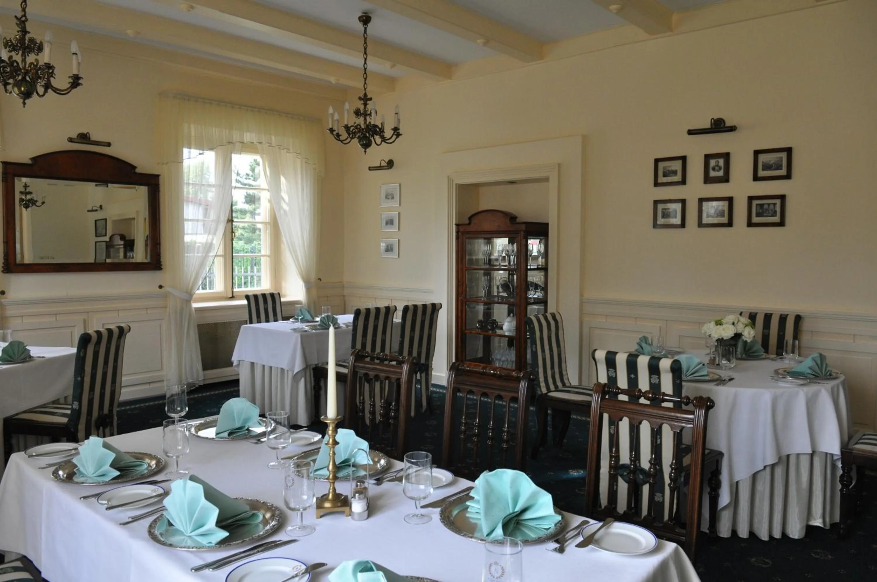 Restaurant/places to eat in Hotel "Zajazd Napoleoński"