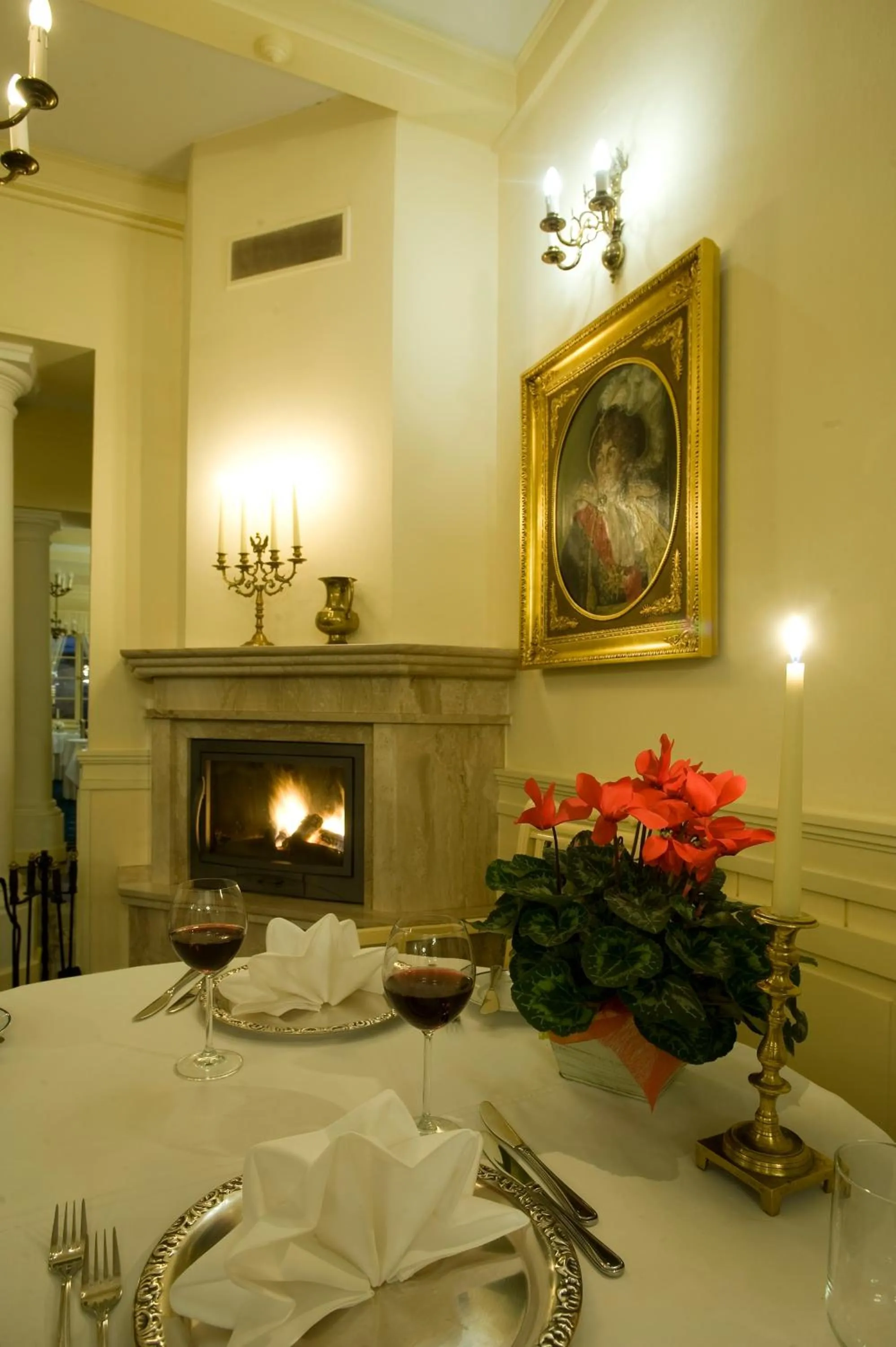 Restaurant/places to eat in Hotel "Zajazd Napoleoński"