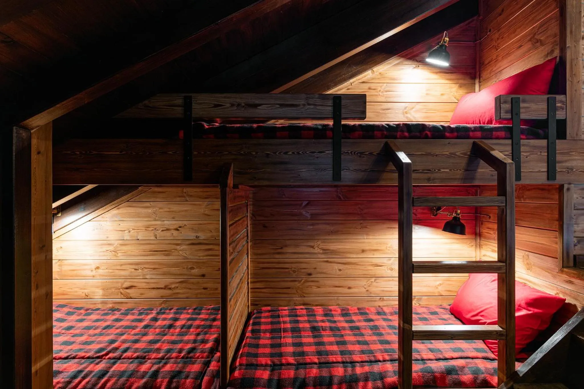 Bed in Vasilikia Mountain Farm & Retreat