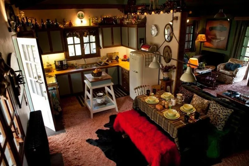 Dining area in Vasilikia Mountain Farm & Retreat