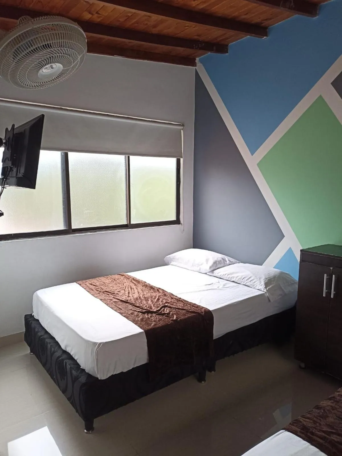 Bed in 33 Hotel Bulerias