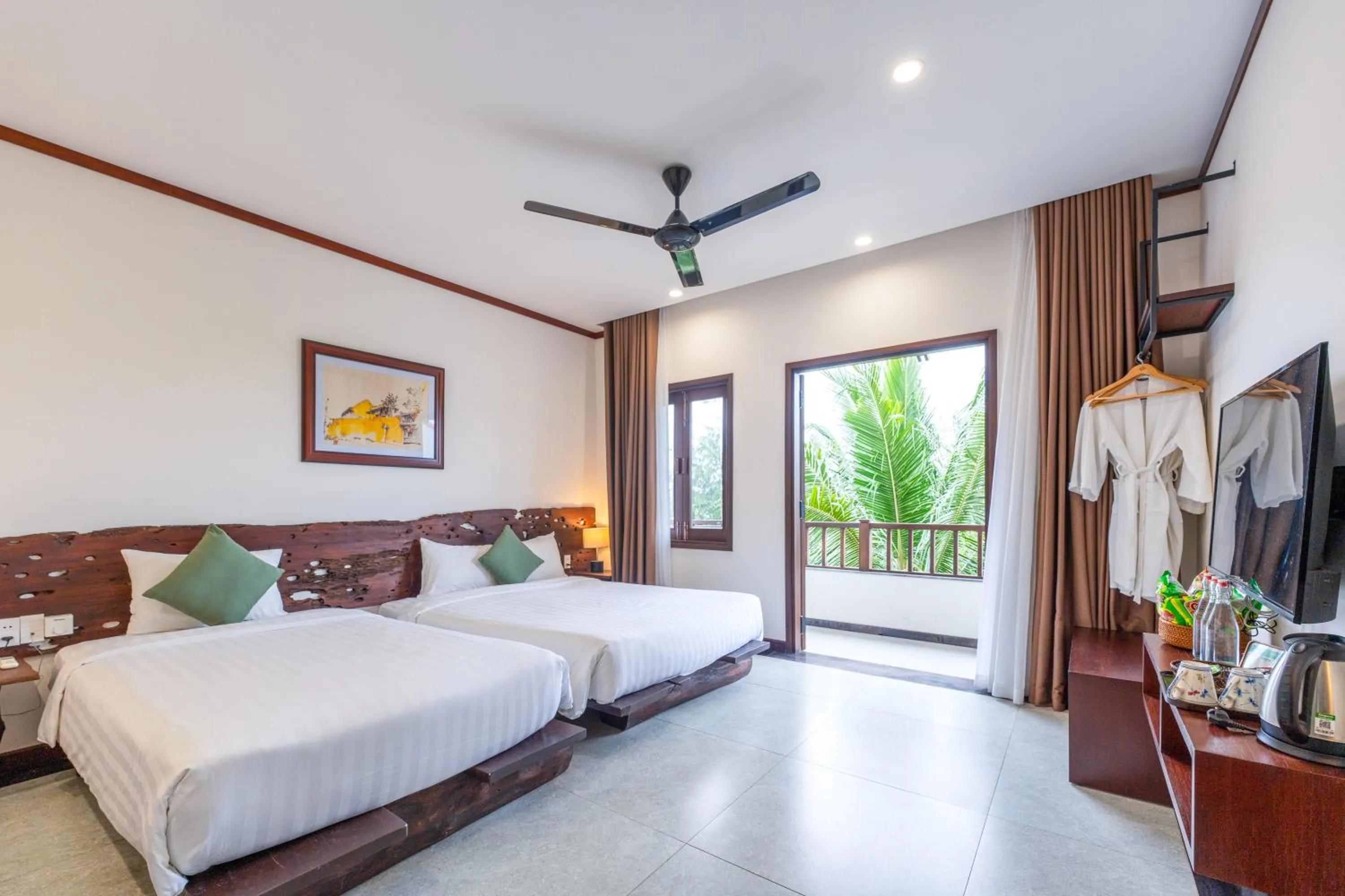Deluxe Triple Room with Palm View in Mayci Eco Boutique Hotel Hoi An