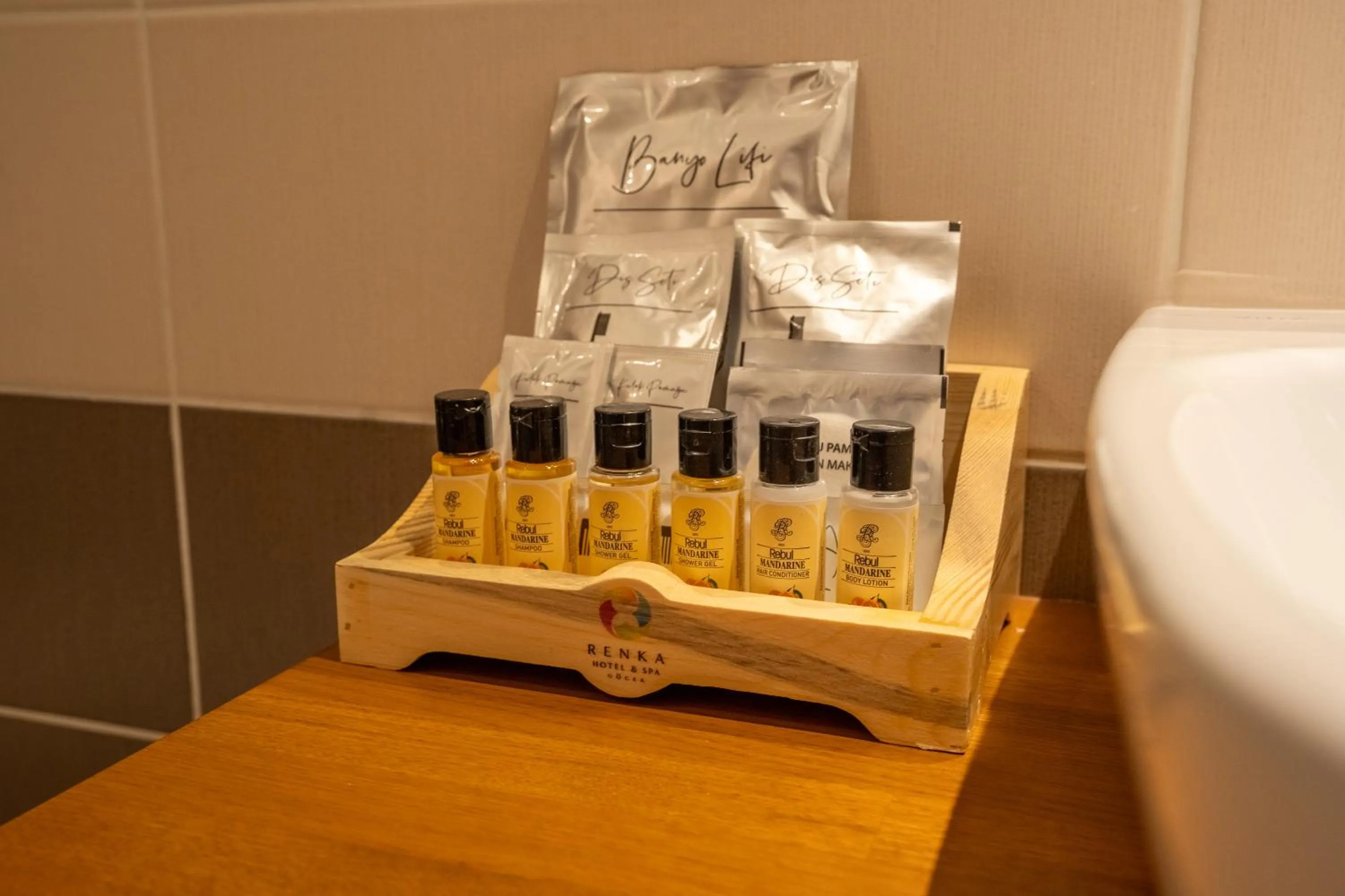 Shower in Renka Hotel & Spa