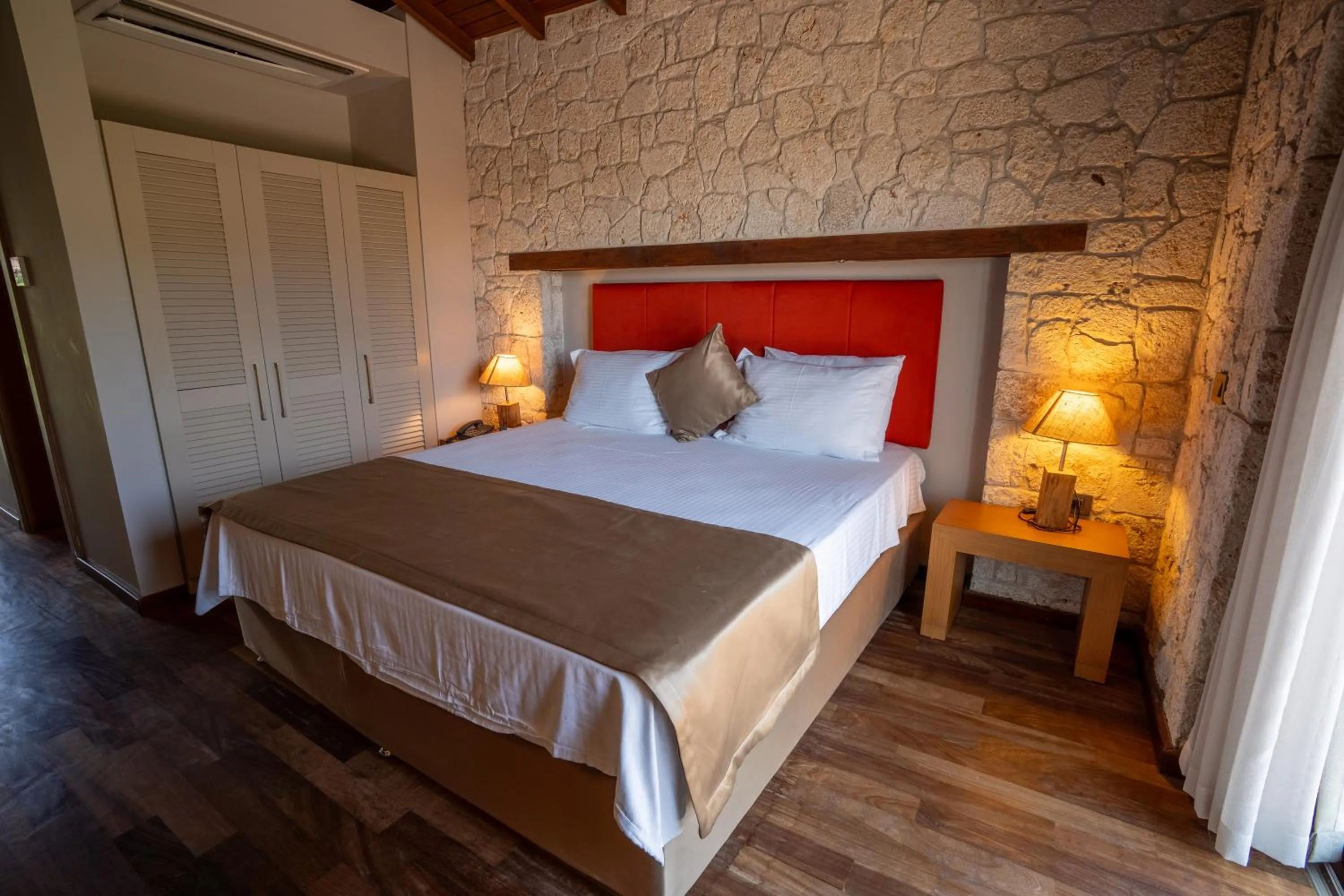 Bed in Renka Hotel & Spa