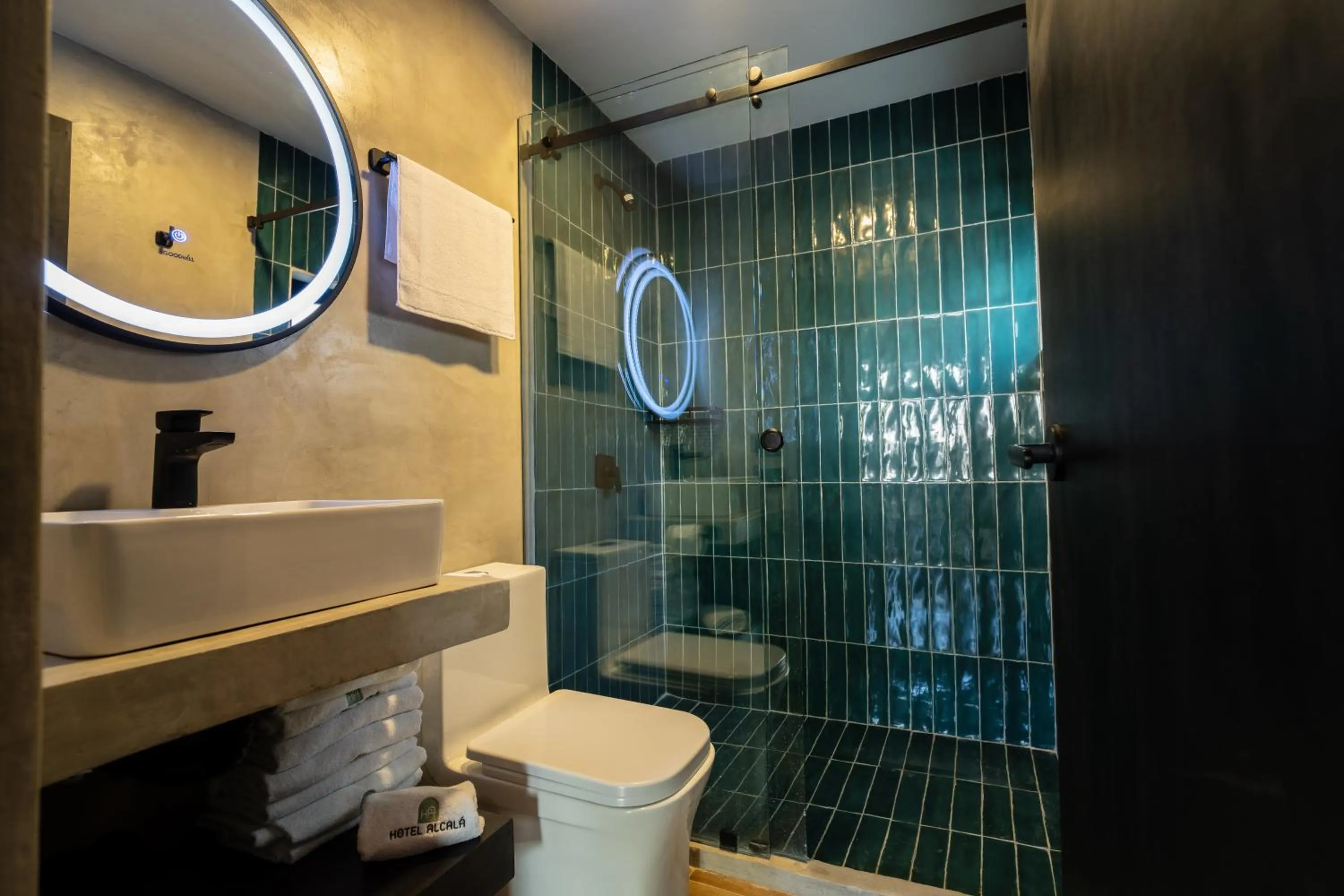 Shower in ALCALÀ EXPO