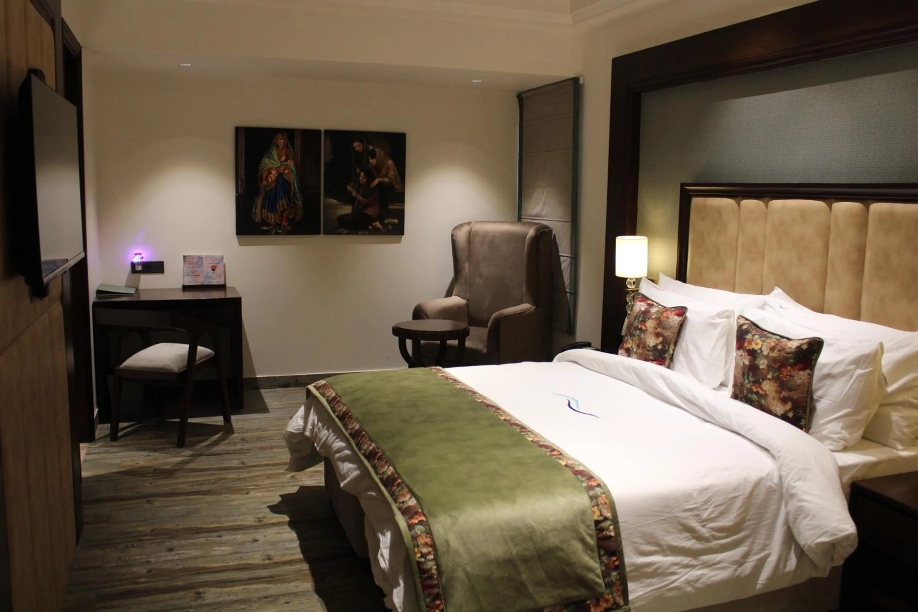 Bedroom, Bed in BluSalzz Residence Amritsar