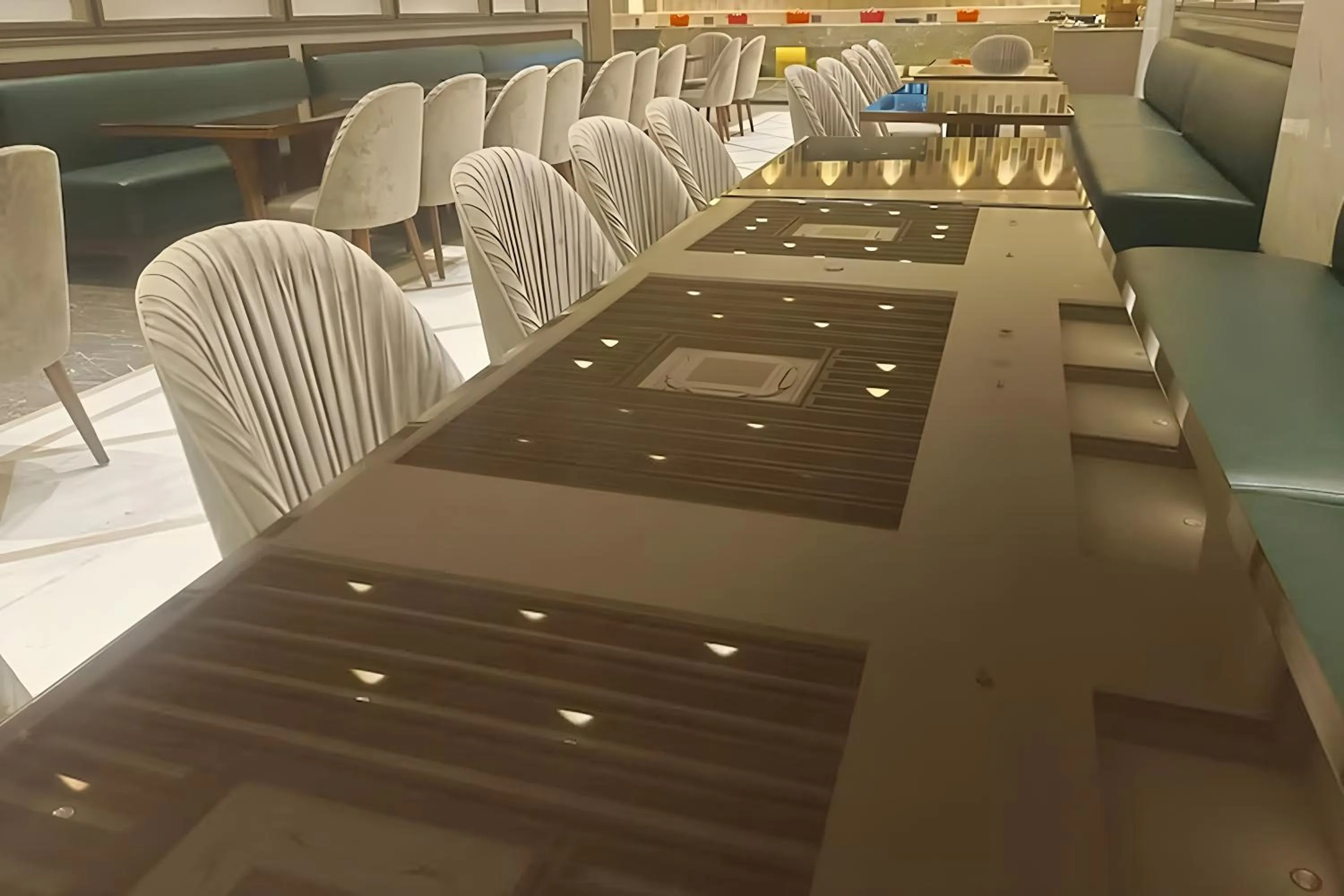 Restaurant/places to eat in BluSalzz Residence Amritsar