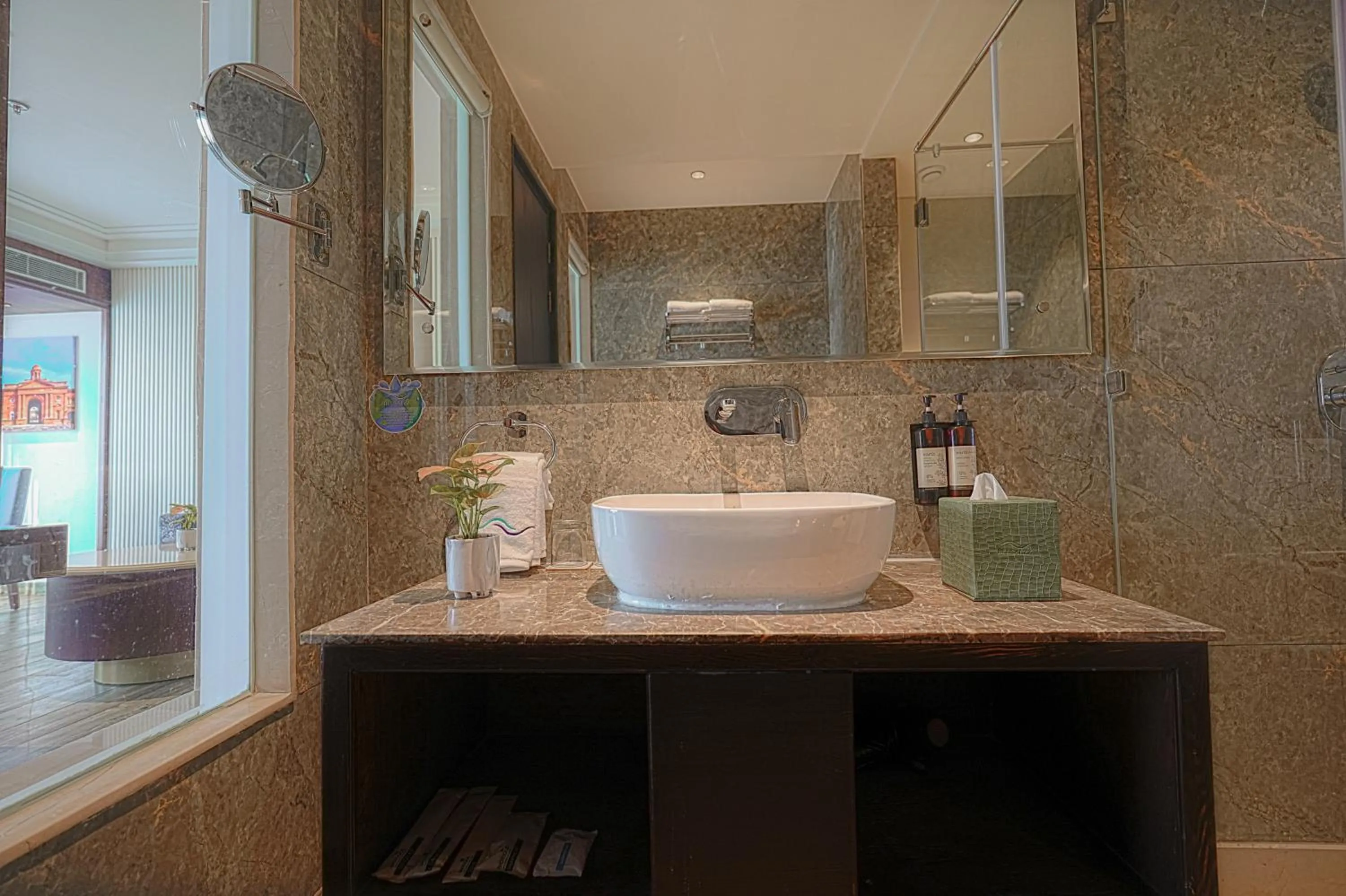 Shower in BluSalzz Residence Amritsar