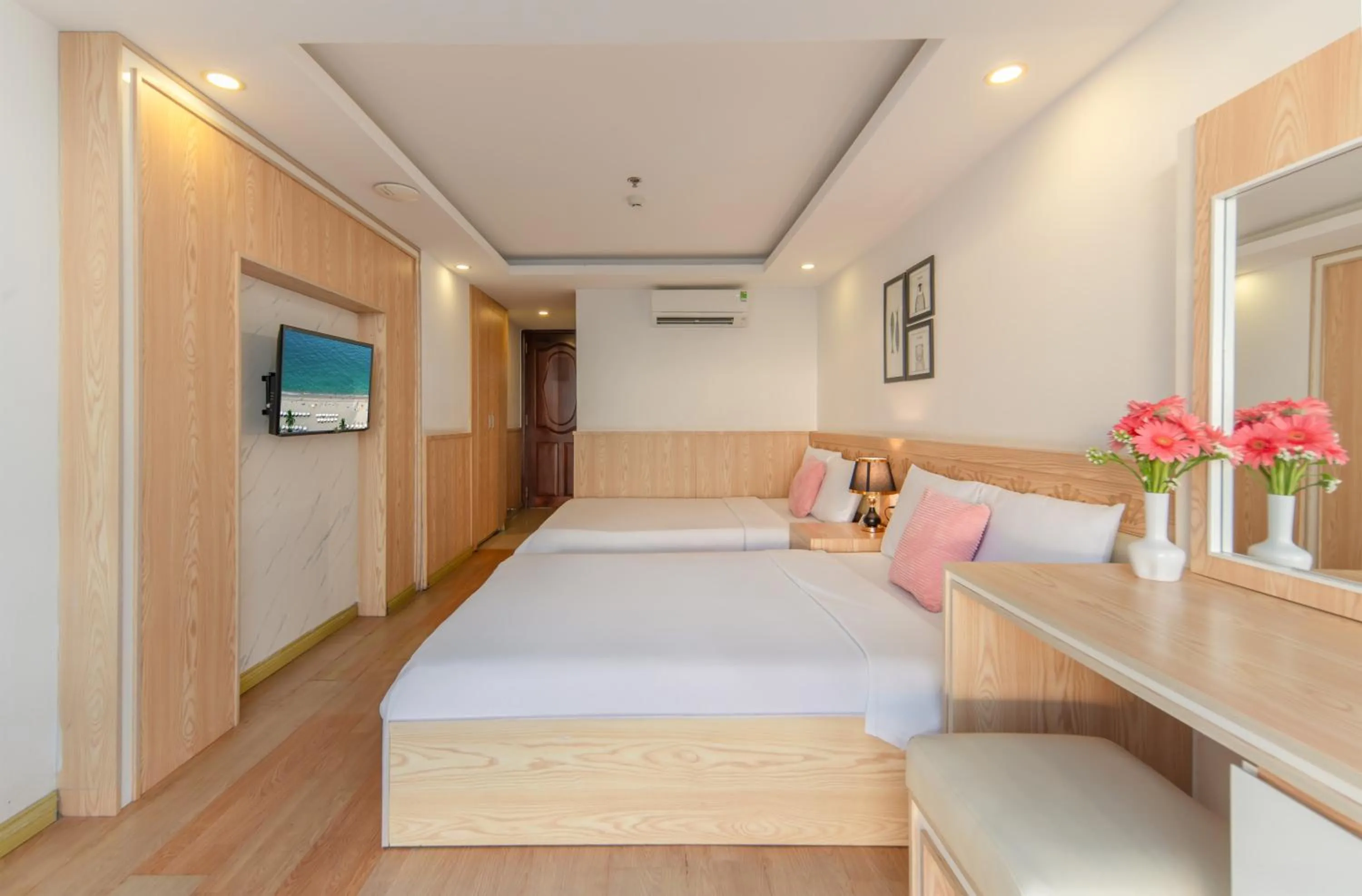 Bed in Nang Vang Hotel Nha Trang