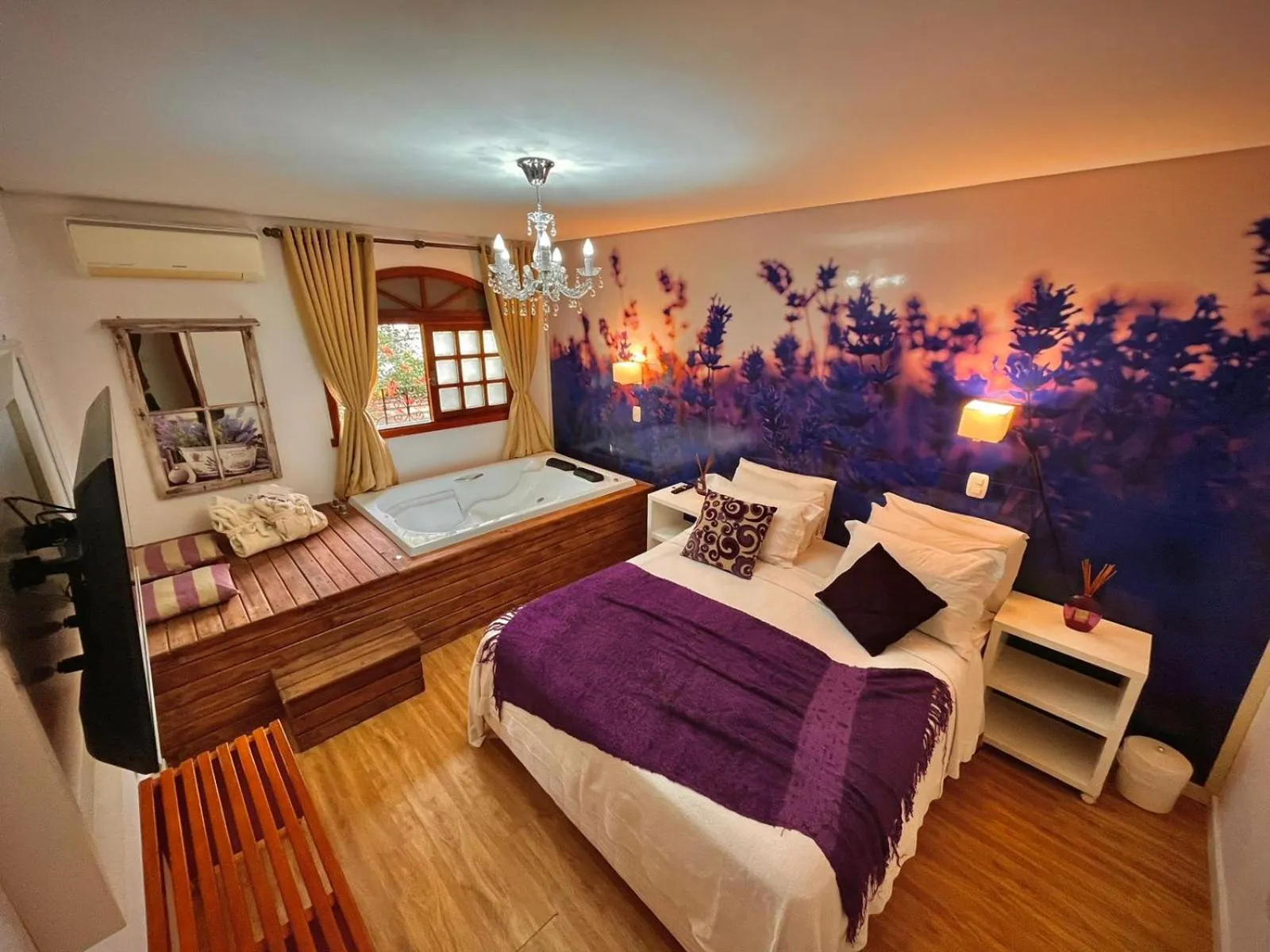 Photo of the whole room in Pousada La Lavande