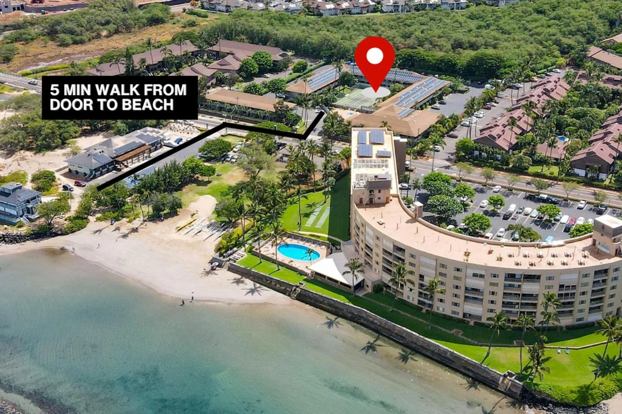 Walk to Beach! Full Kitchen and Pool