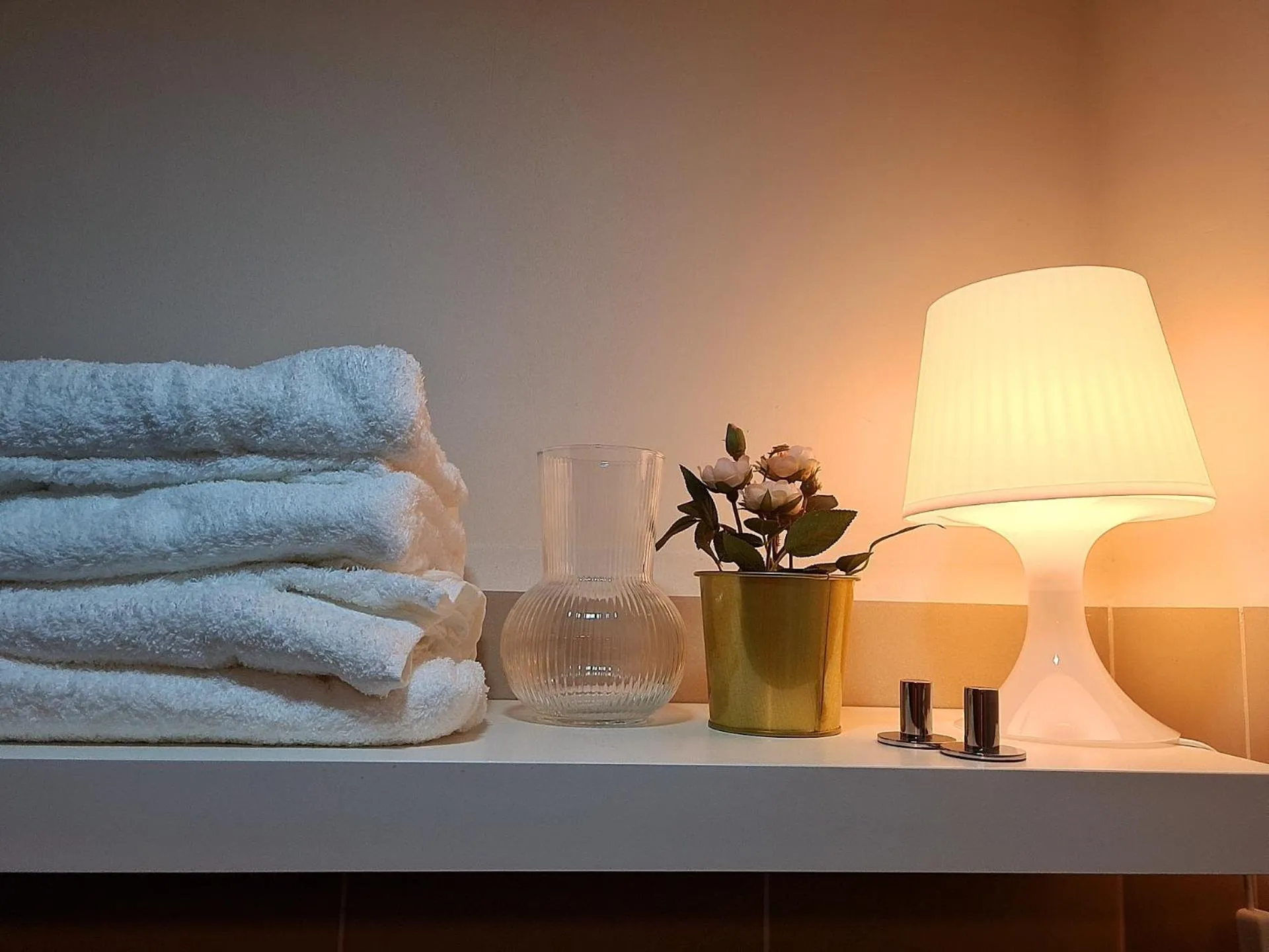 Bathroom in Cozy Penthouse 2BR Suite w Balcony - Amazing Manila Bay View and City Skyline near MOA