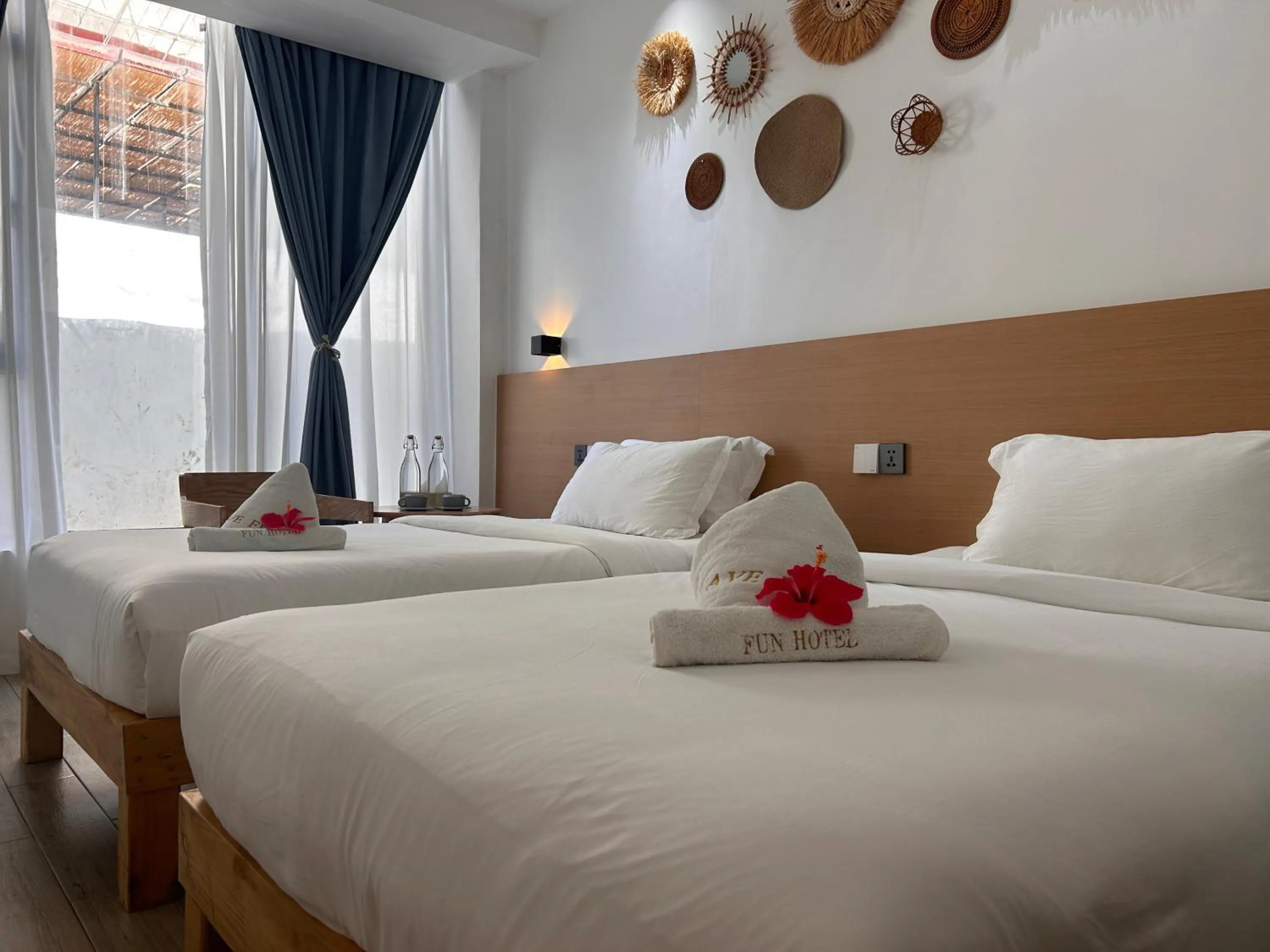 Bedroom, Bed in Fun Hotel