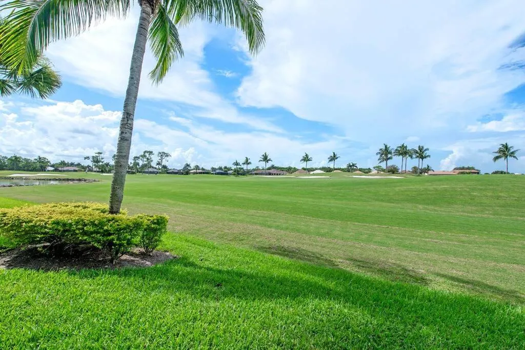 Natural landscape in Serene Naples Retreat: Golf-Resort Pool-Tennis-Gym