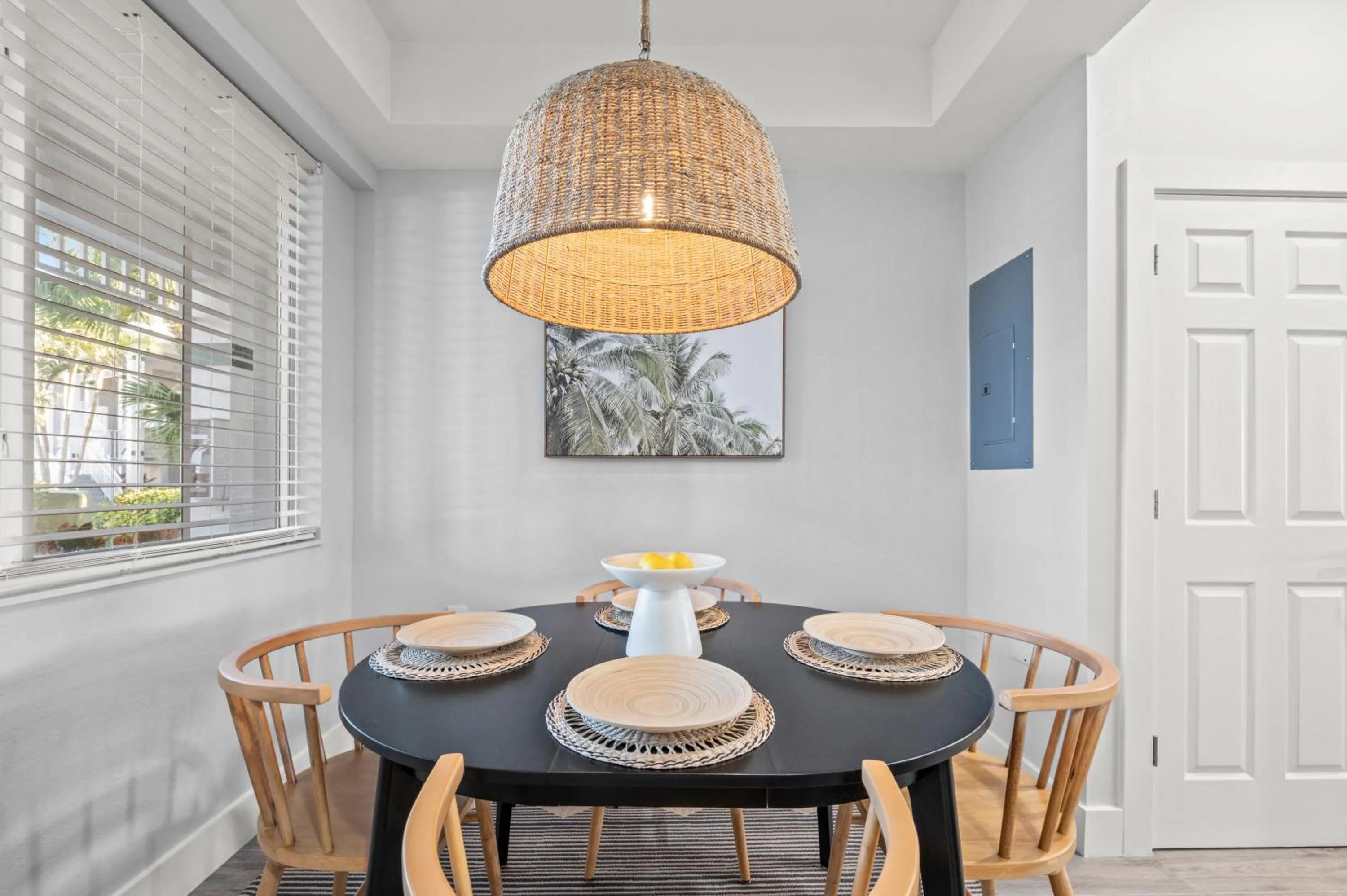 Serene Naples Retreat: Golf-Resort Pool-Tennis-Gym