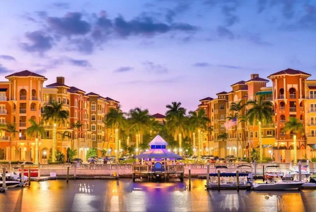 City view in Serene Naples Retreat: Golf-Resort Pool-Tennis-Gym