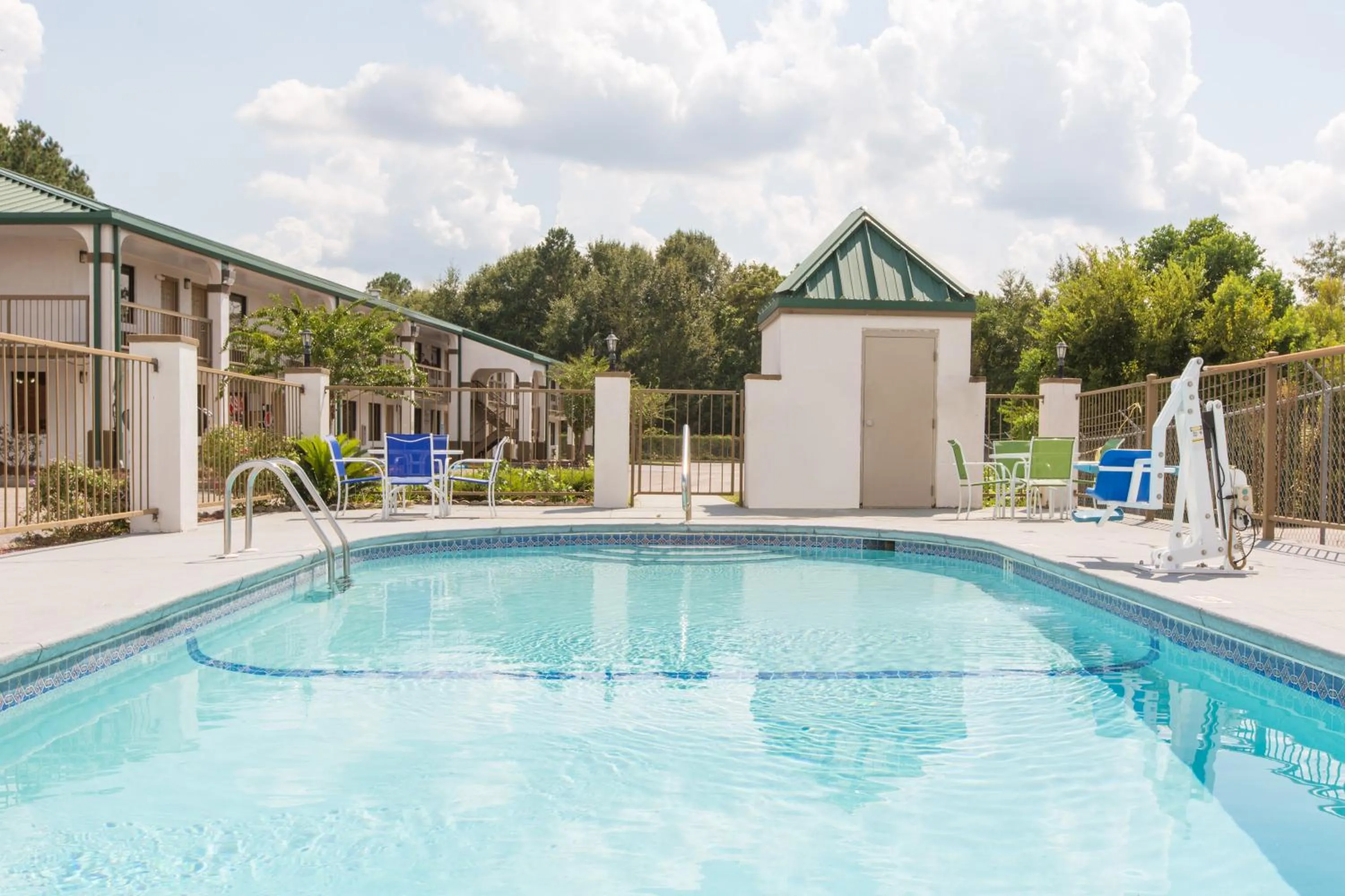 Swimming pool in Super 8 by Wyndham Dothan