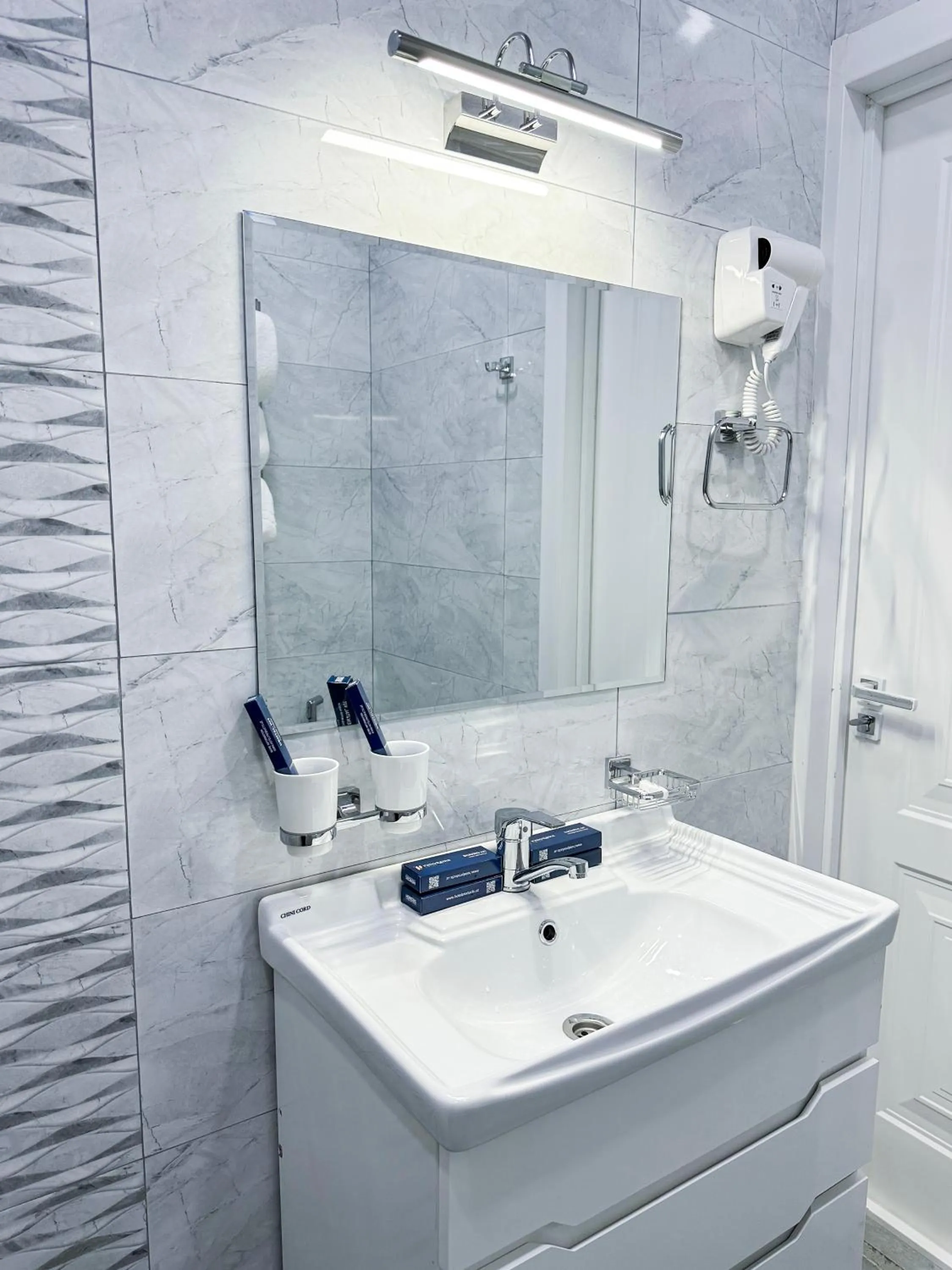 Bathroom in Panorama Hotel & More