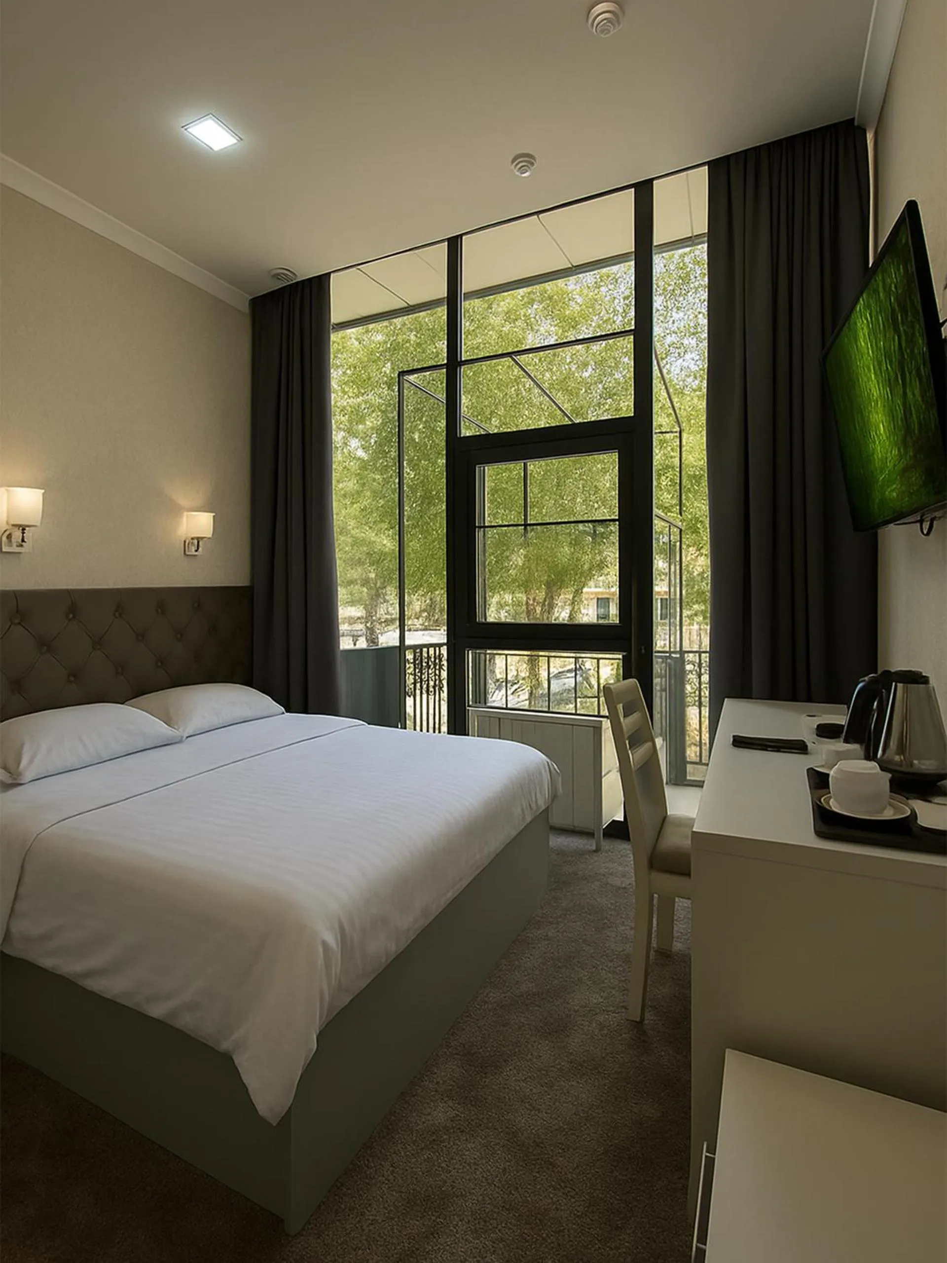 Photo of the whole room, Bed in Panorama Hotel & More