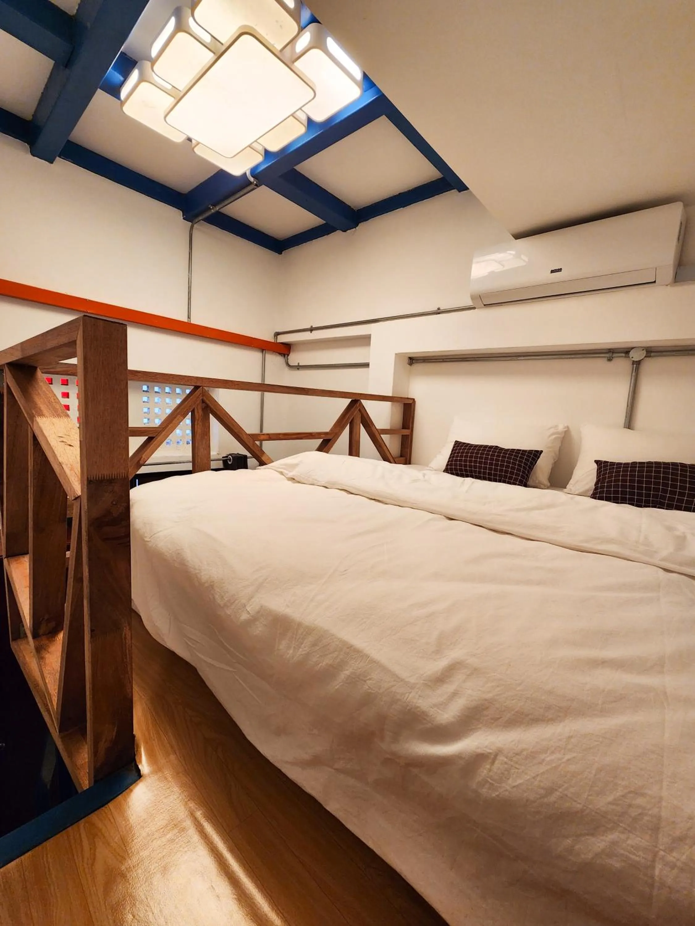 Bed in Bestow Boutique Hotel