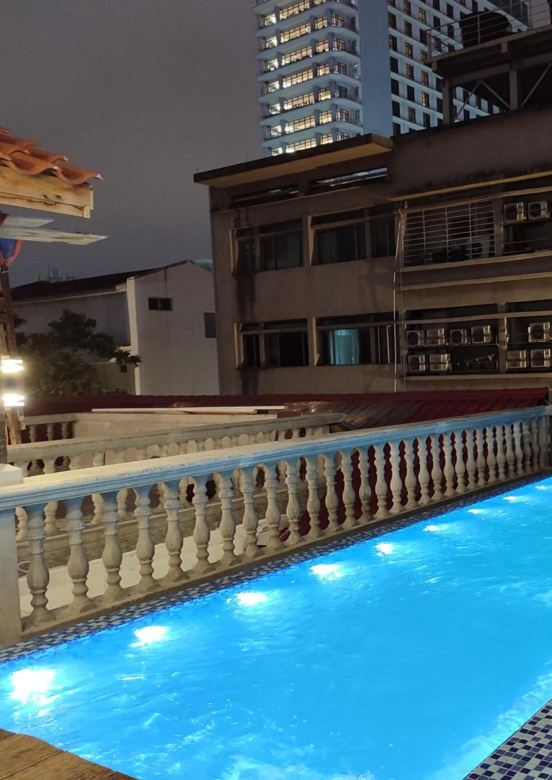 Swimming pool in Bestow Boutique Hotel