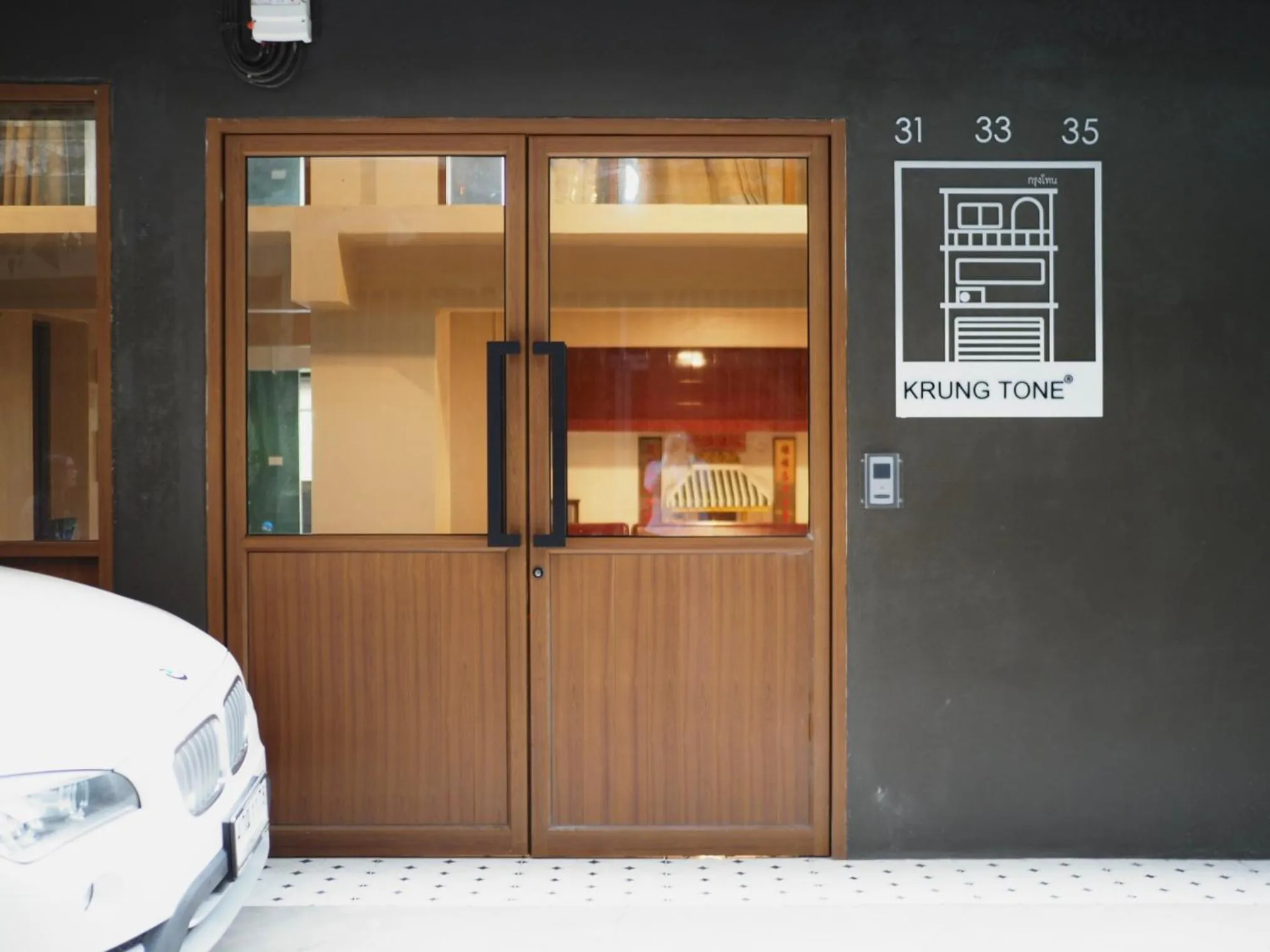 Property logo or sign in Krung Tone Hostel