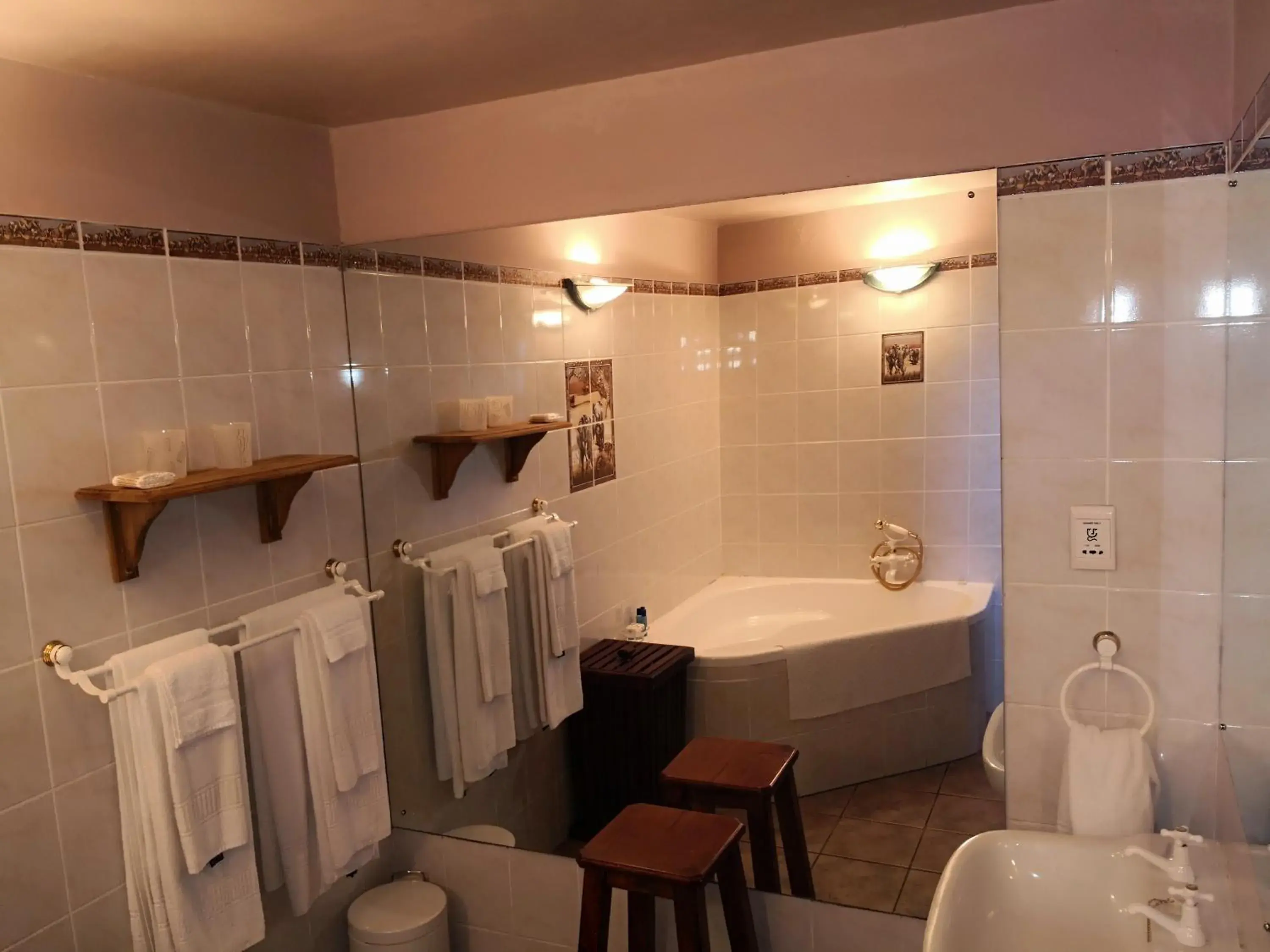 King Room with Spa Bath in Tsitsikamma on Sea Resort King Room with Spa Bath in Tsitsikamma on Sea Resort