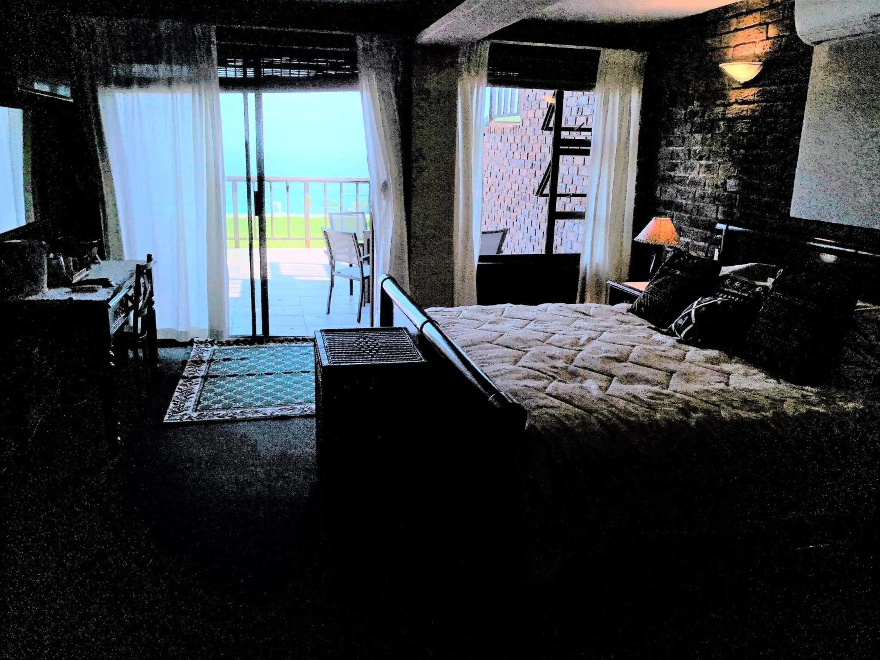 Photo of the whole room, Bed in Tsitsikamma on Sea Resort