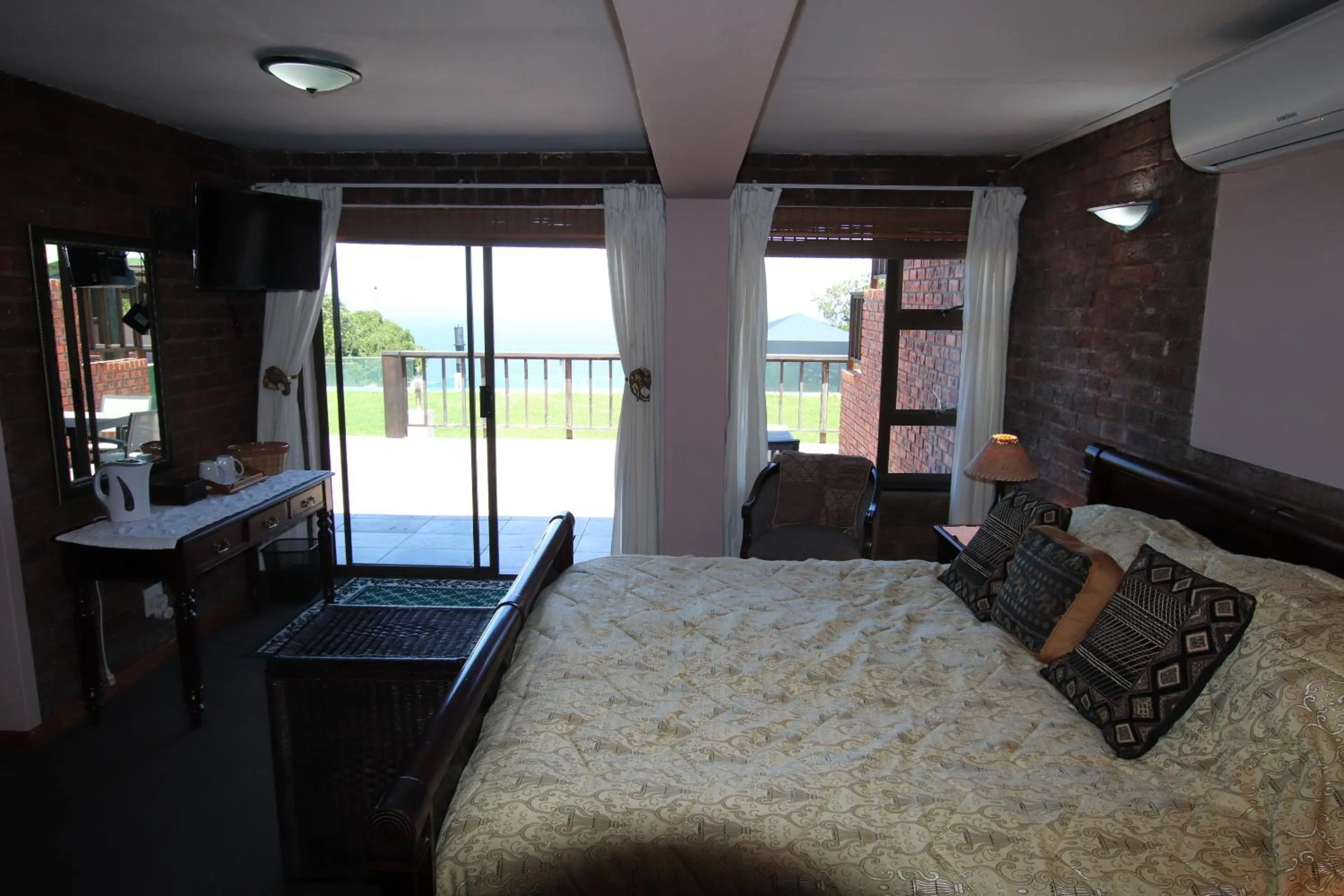 Bed in Tsitsikamma on Sea Resort