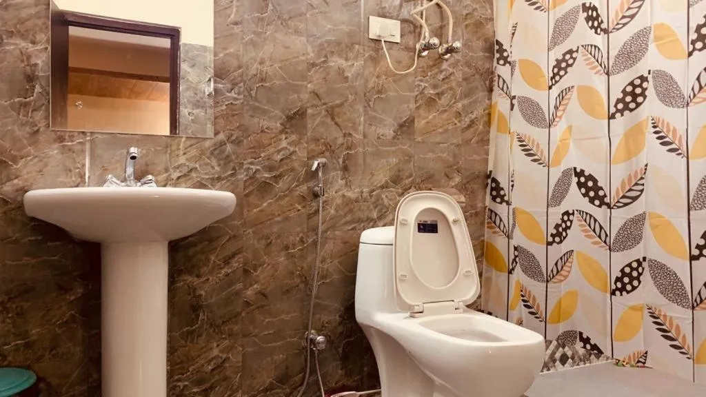 Pine Village Retreat