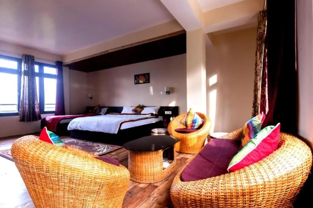 Bed in Pine Village Retreat