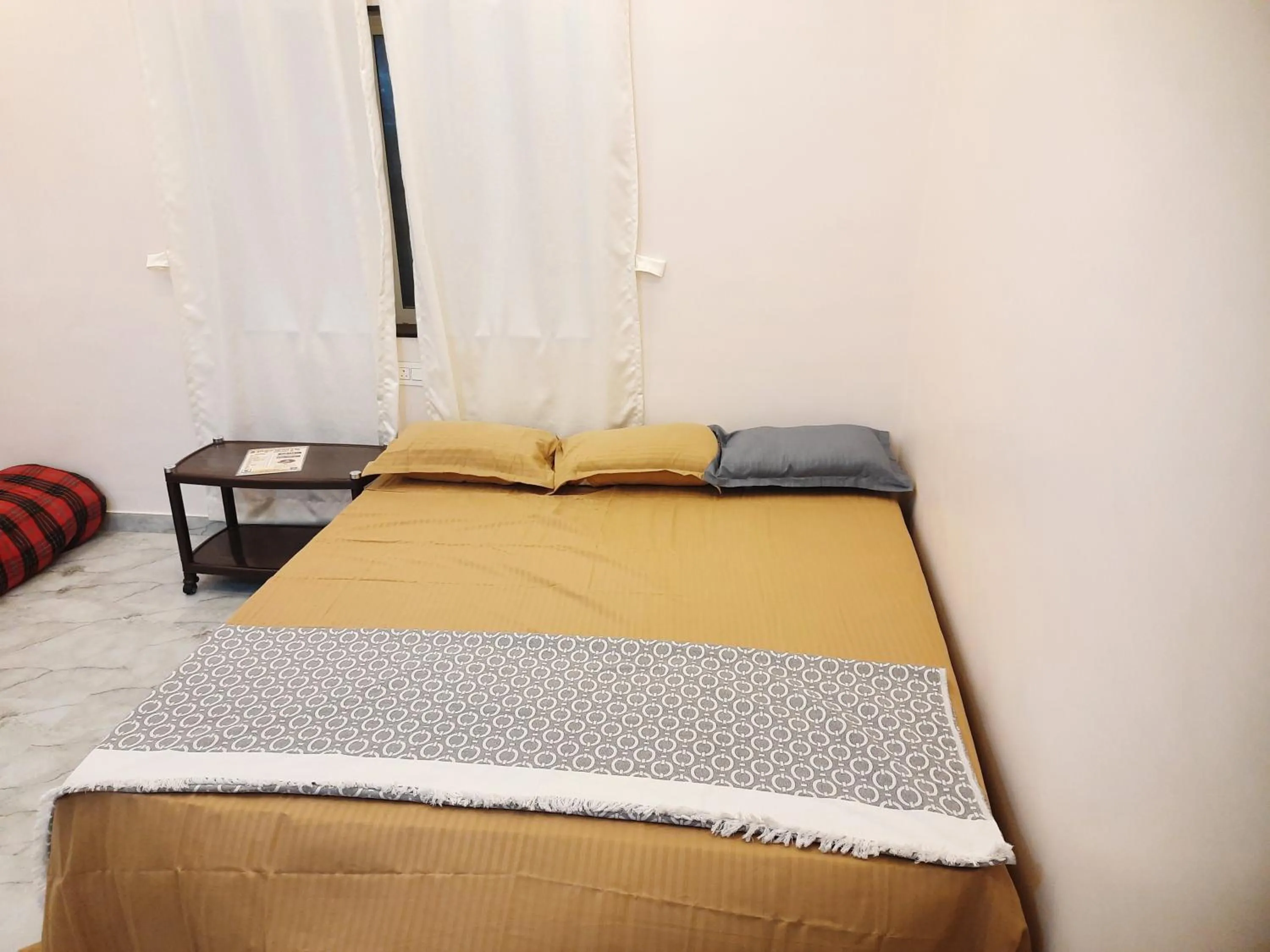 Bed in Shriguru Guest House Akkalkot