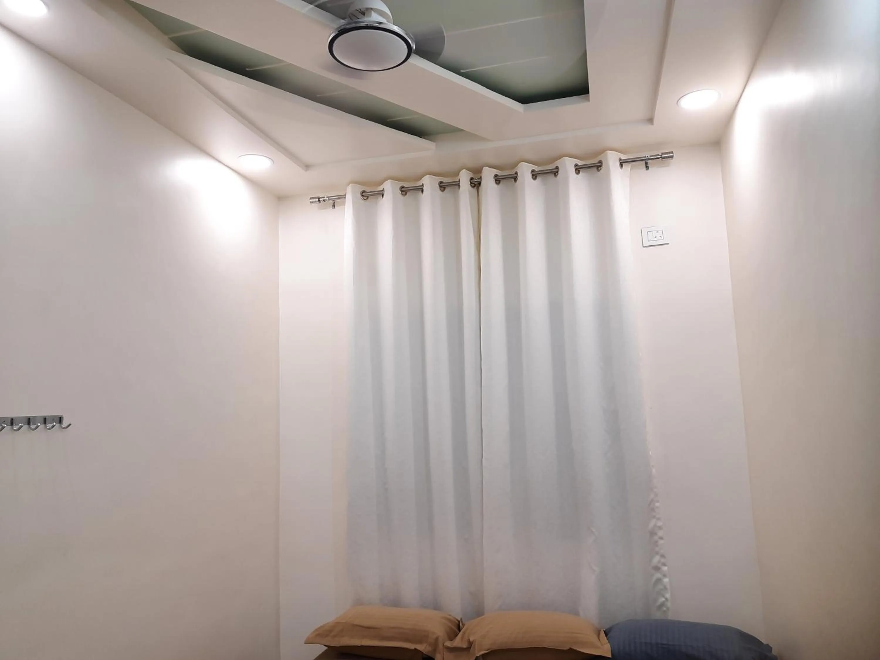 air conditioner in Shriguru Guest House Akkalkot
