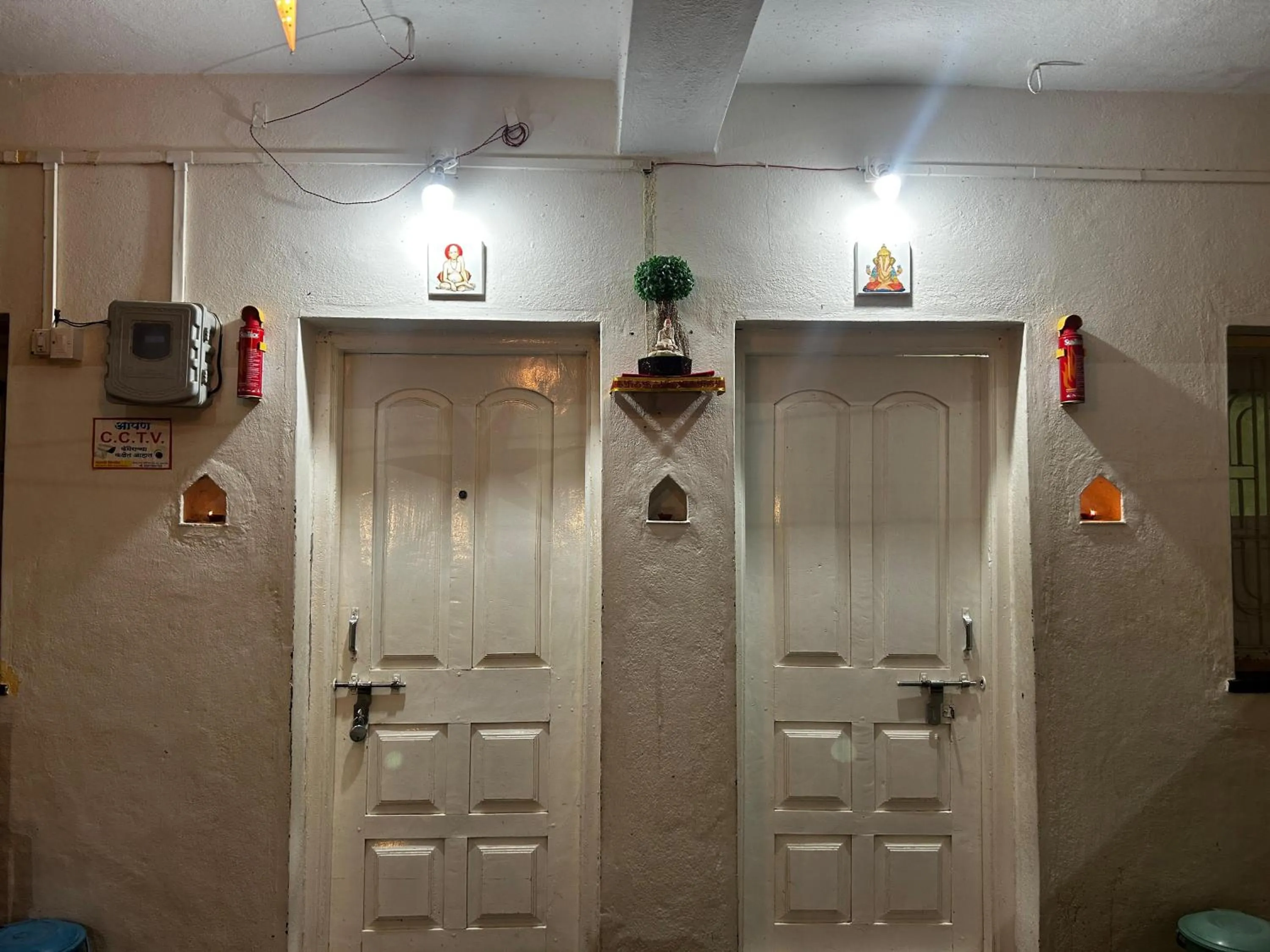 Shriguru Guest House Akkalkot