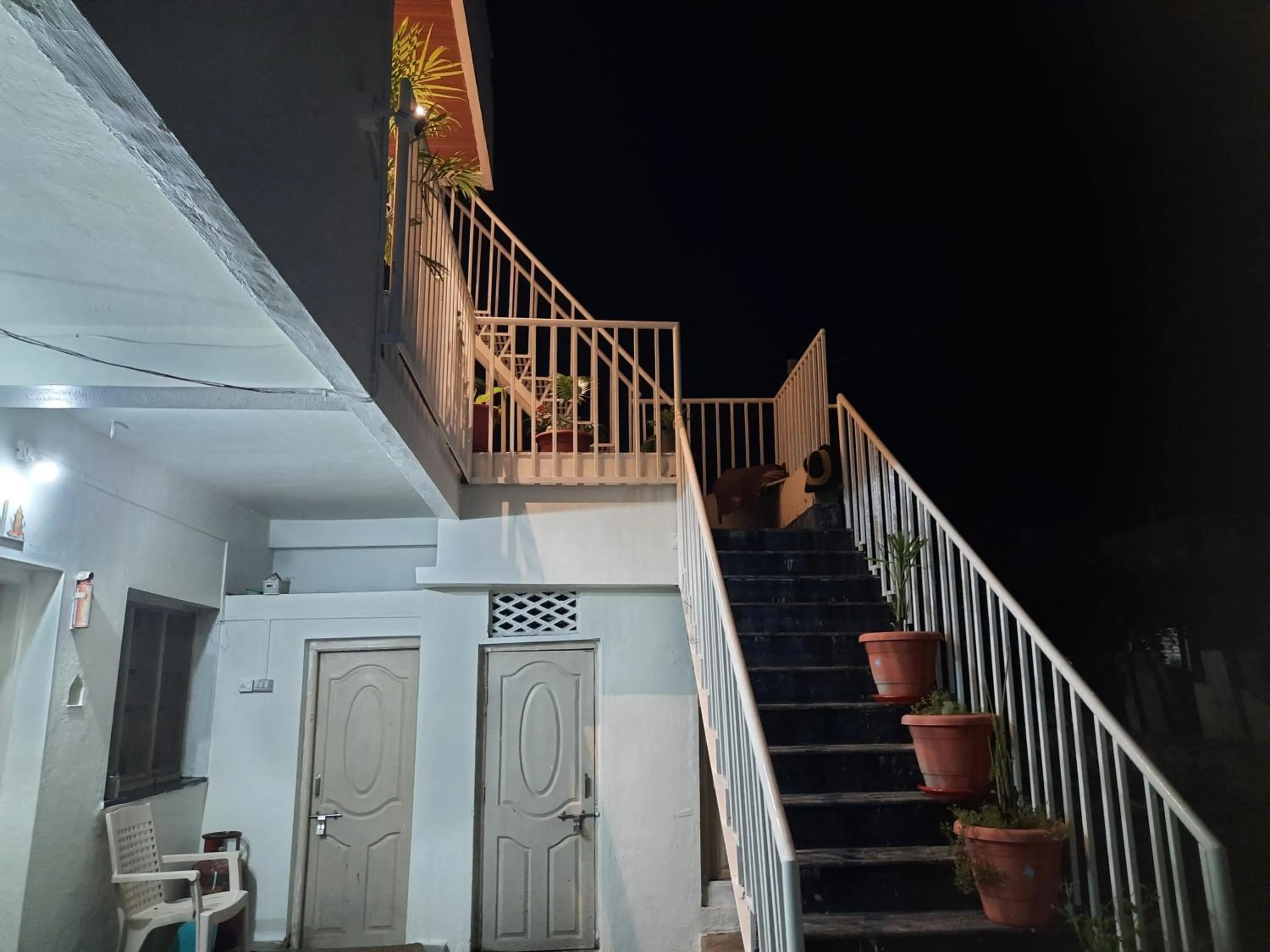 Shriguru Guest House Akkalkot