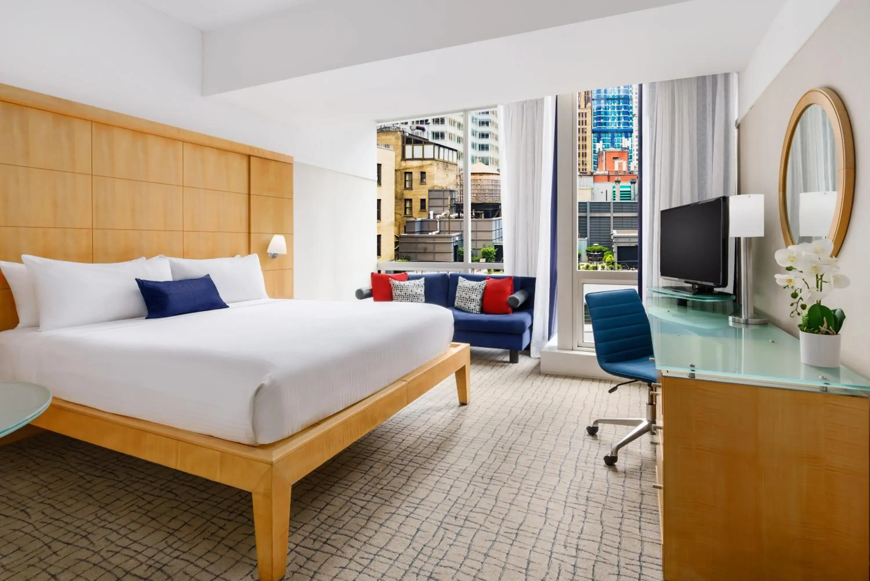 Photo of the whole room, Bed in Millennium Premier New York Times Square Photo of the whole room, Bed in Millennium Premier New York Times Square