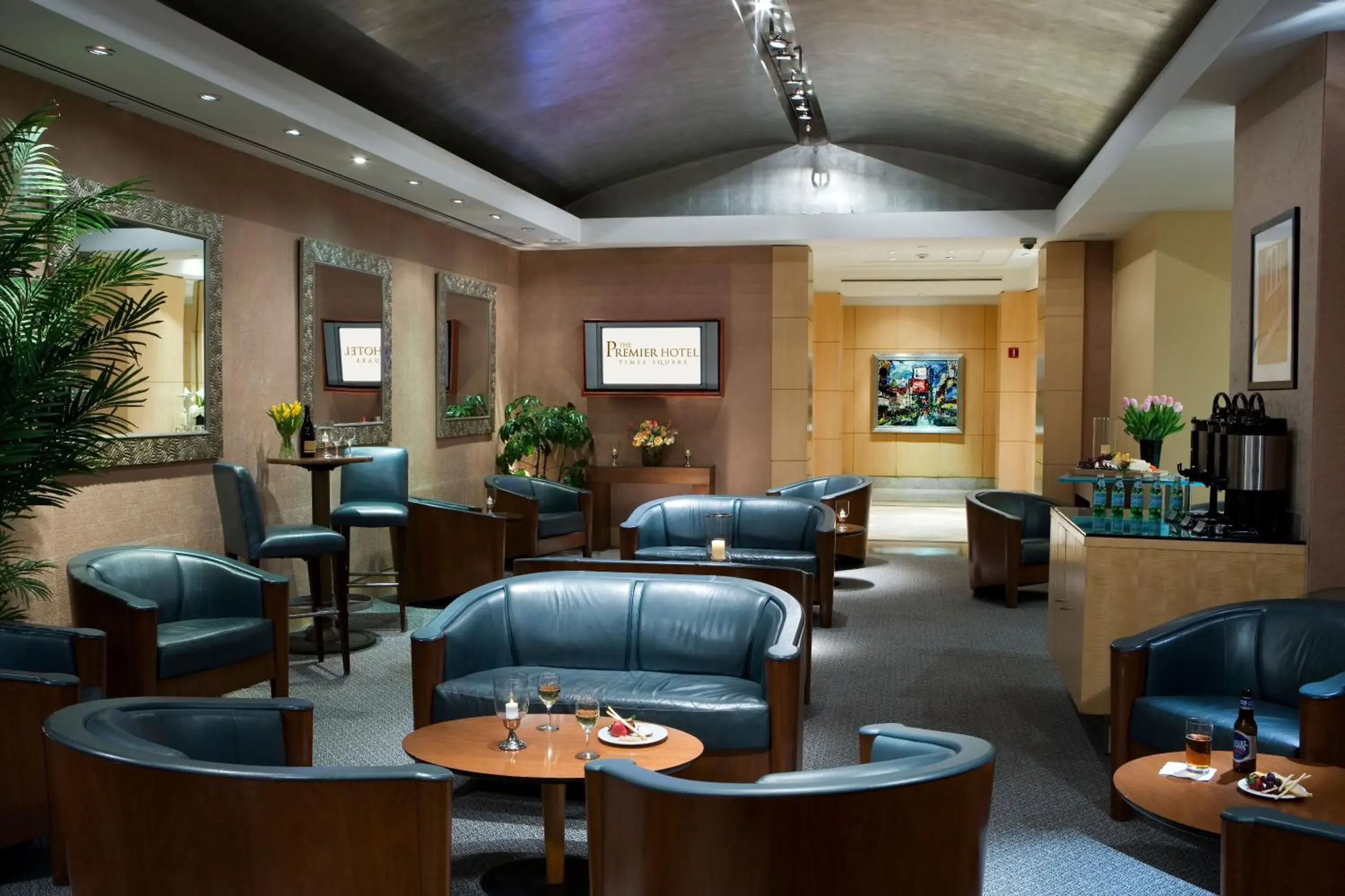 Lounge or bar in Millennium Premier New York Times Square Lounge or bar in Millennium Premier New York Times Square