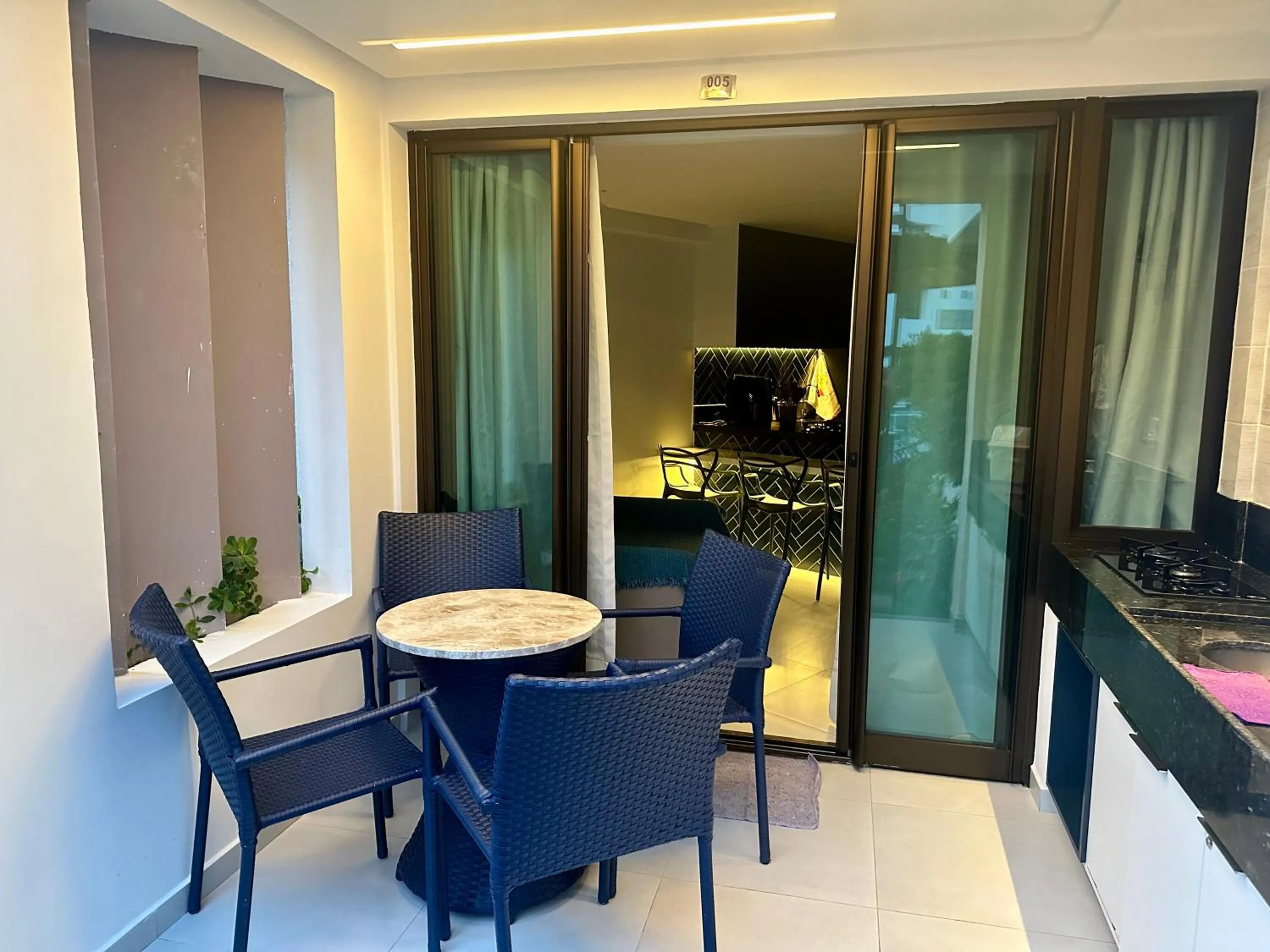 Patio in Flat Luxo - Pé na Areia - Maui Beach Residence
