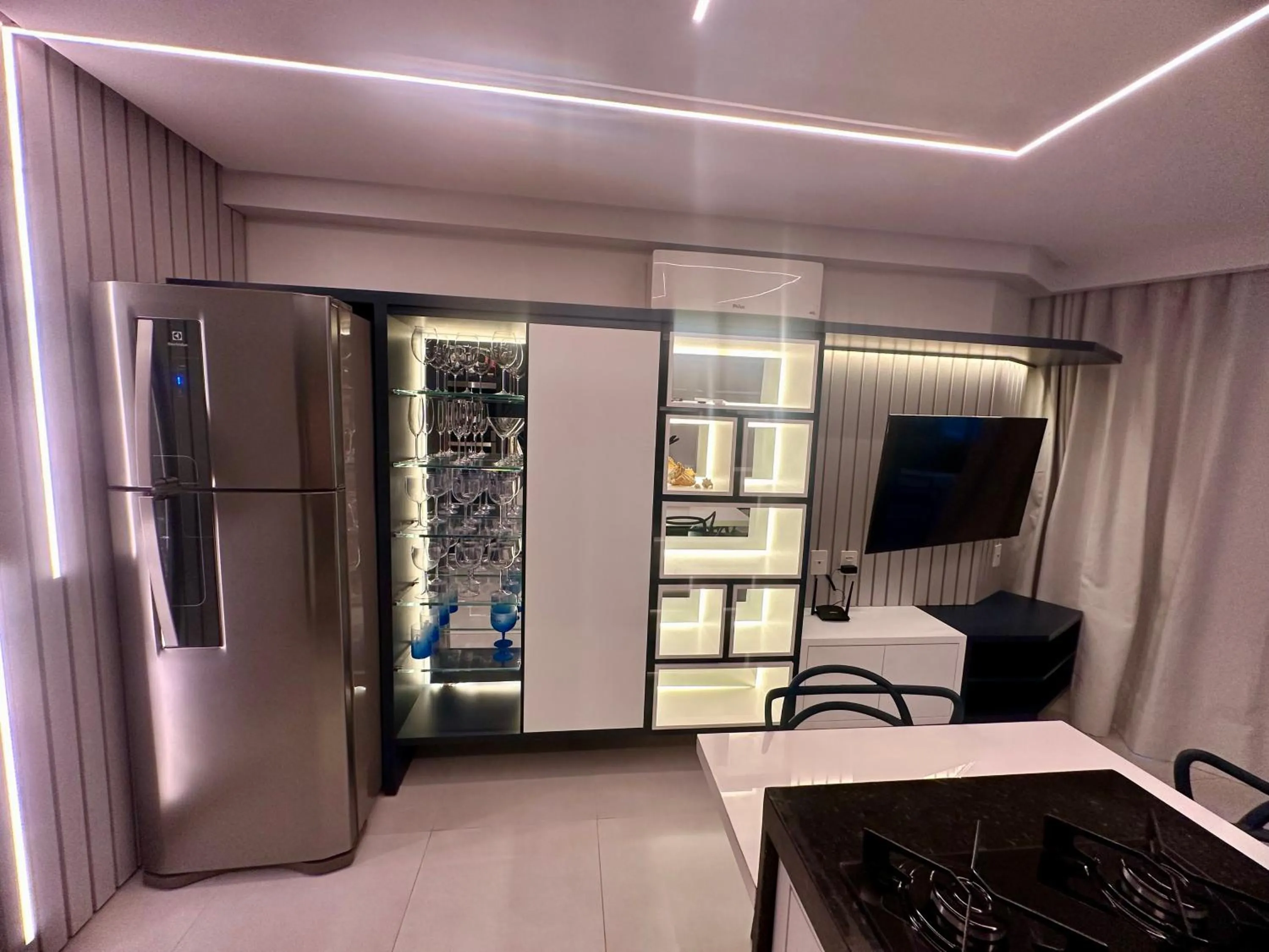 Kitchen or kitchenette in Flat Luxo - Pé na Areia - Maui Beach Residence
