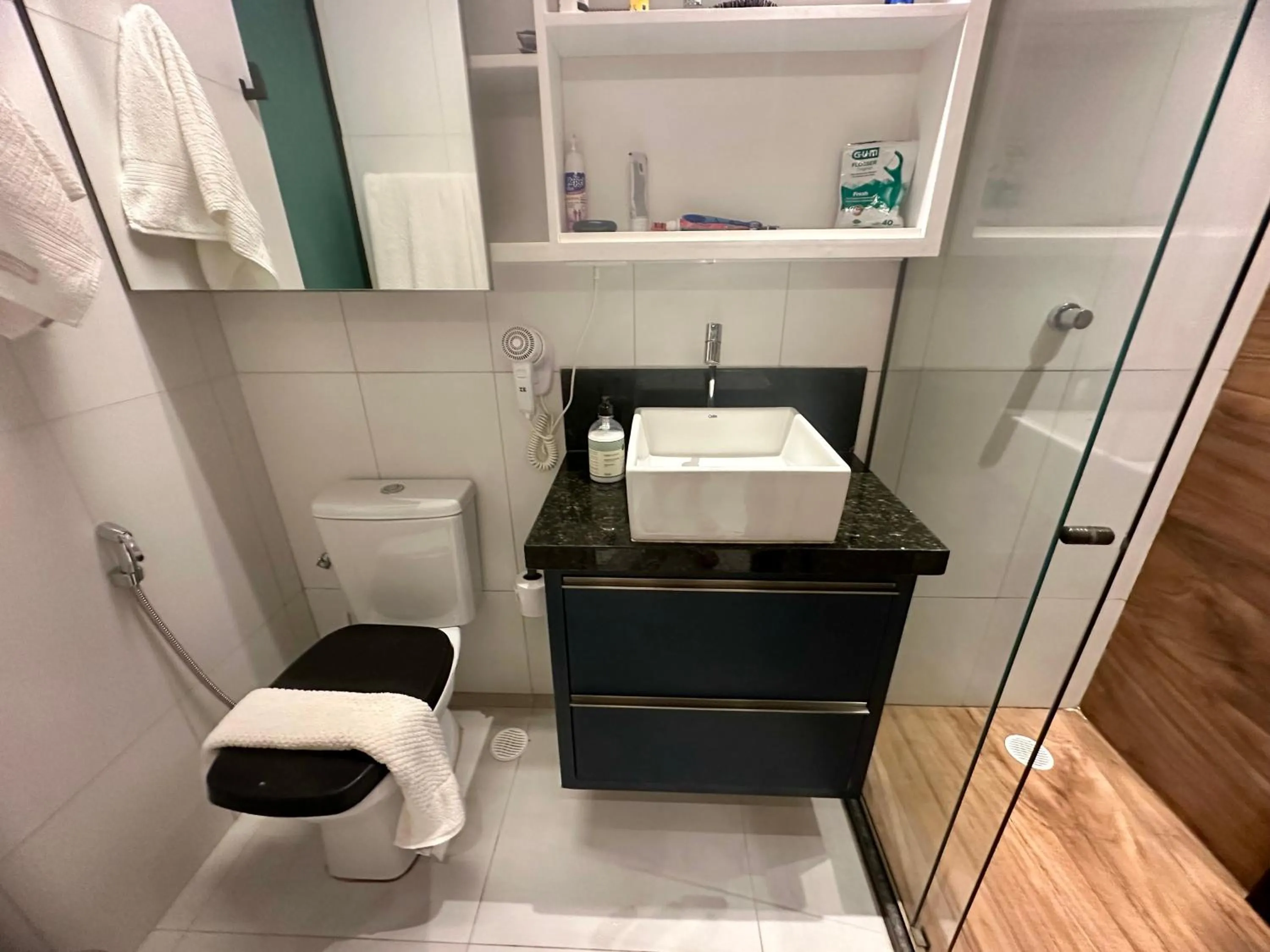Bathroom in Flat Luxo - Pé na Areia - Maui Beach Residence
