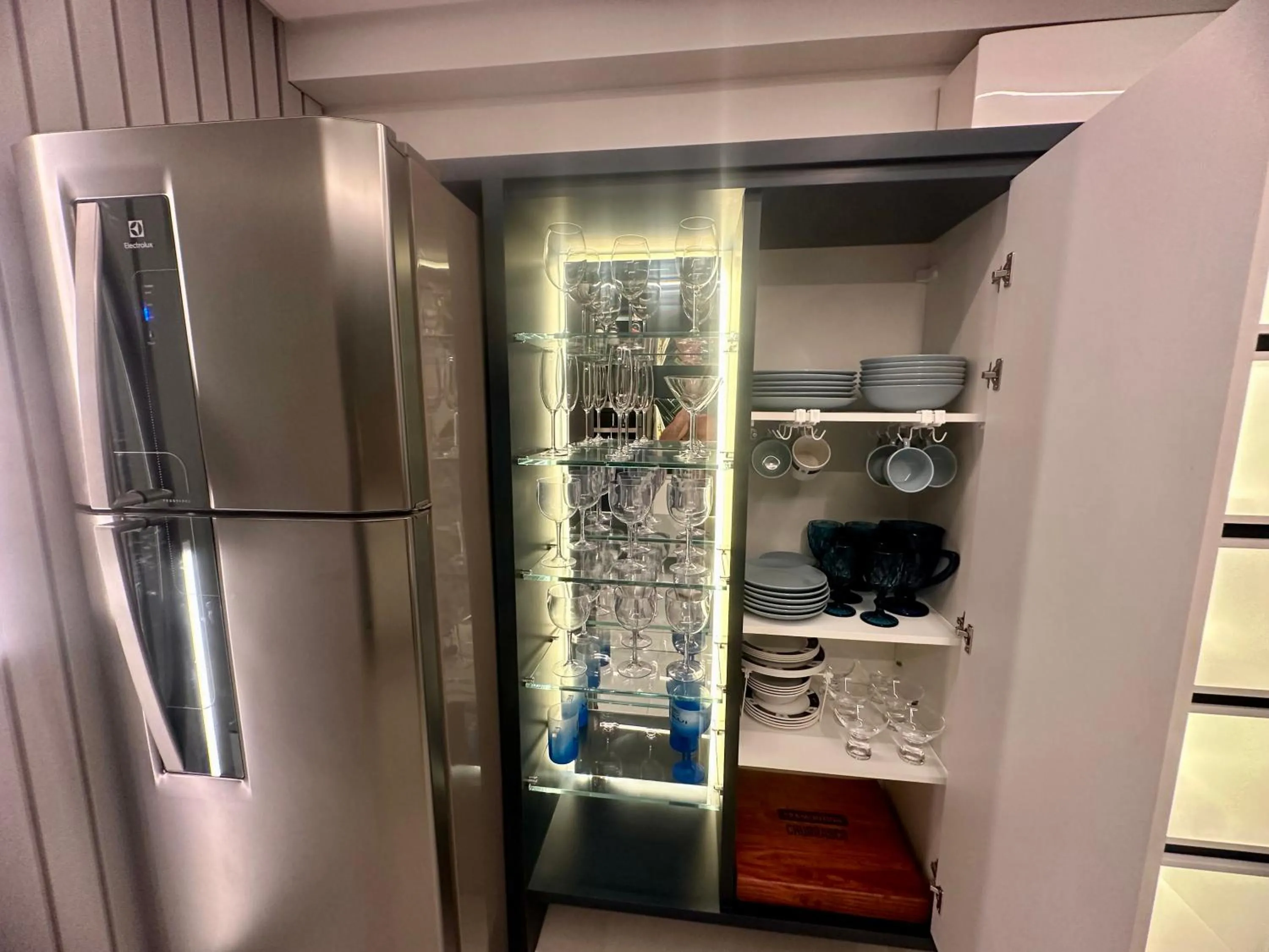 Kitchen or kitchenette in Flat Luxo - Pé na Areia - Maui Beach Residence