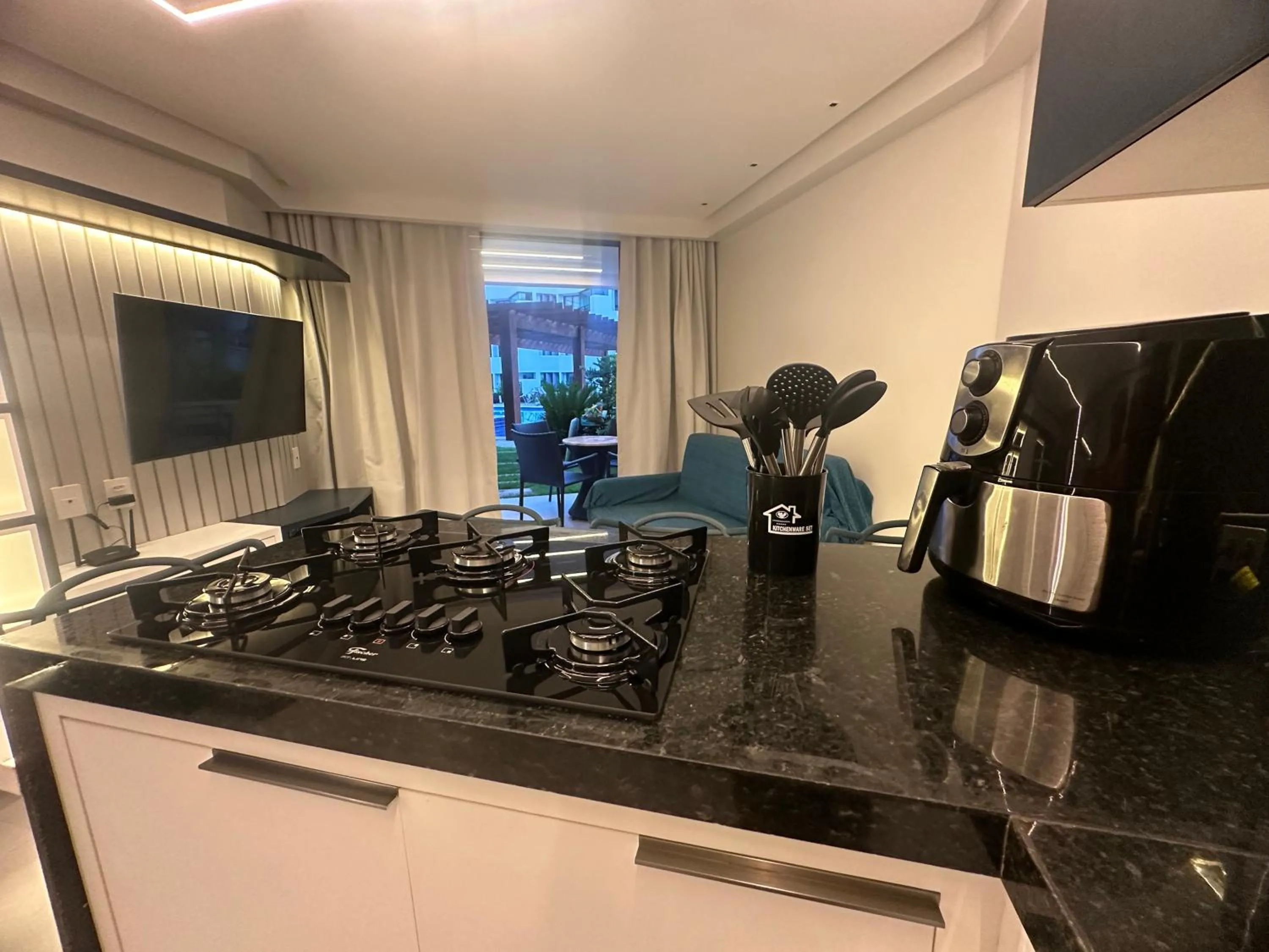 Kitchen or kitchenette in Flat Luxo - Pé na Areia - Maui Beach Residence
