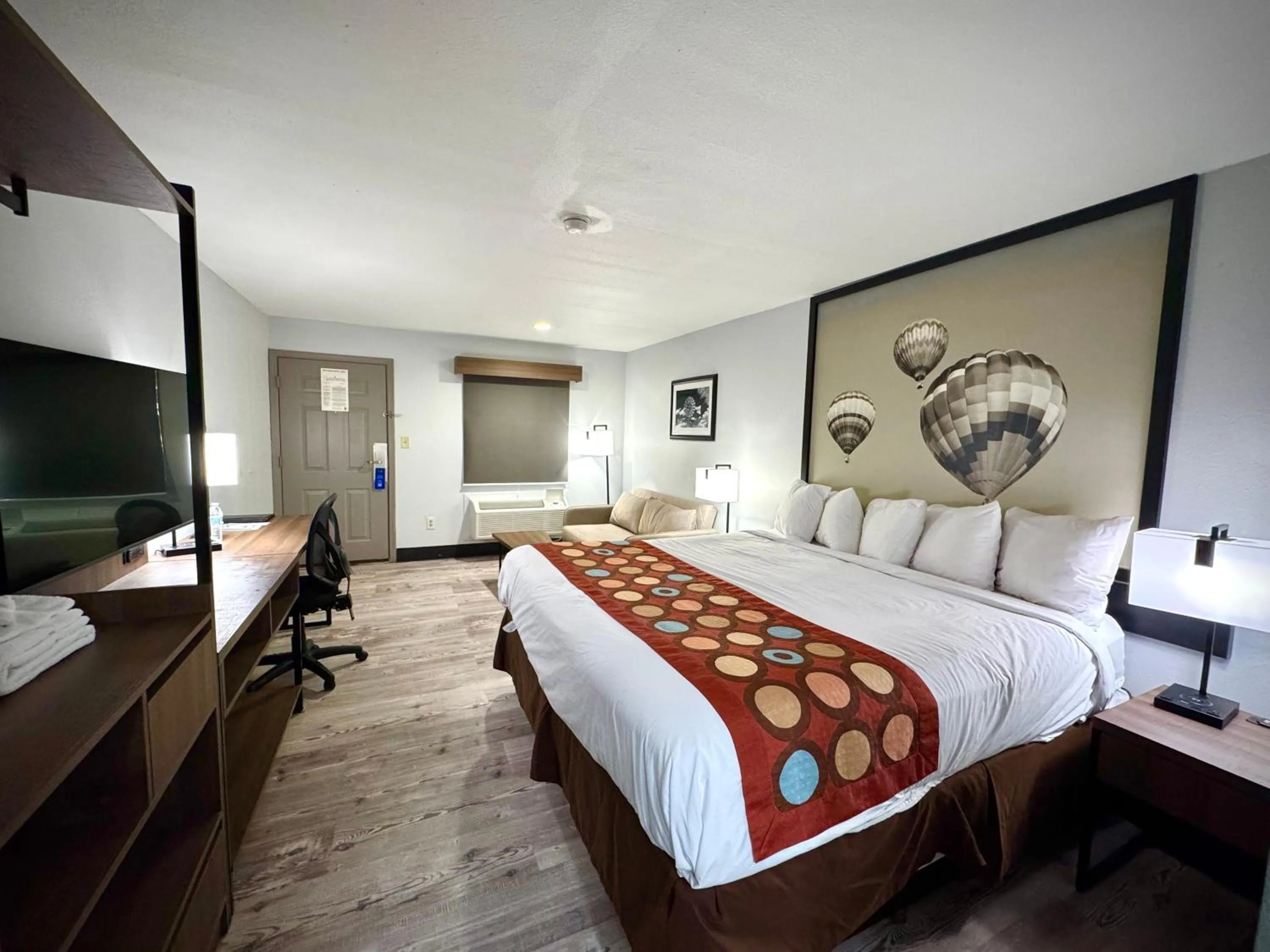 Bed in Super 8 by Wyndham Clovis