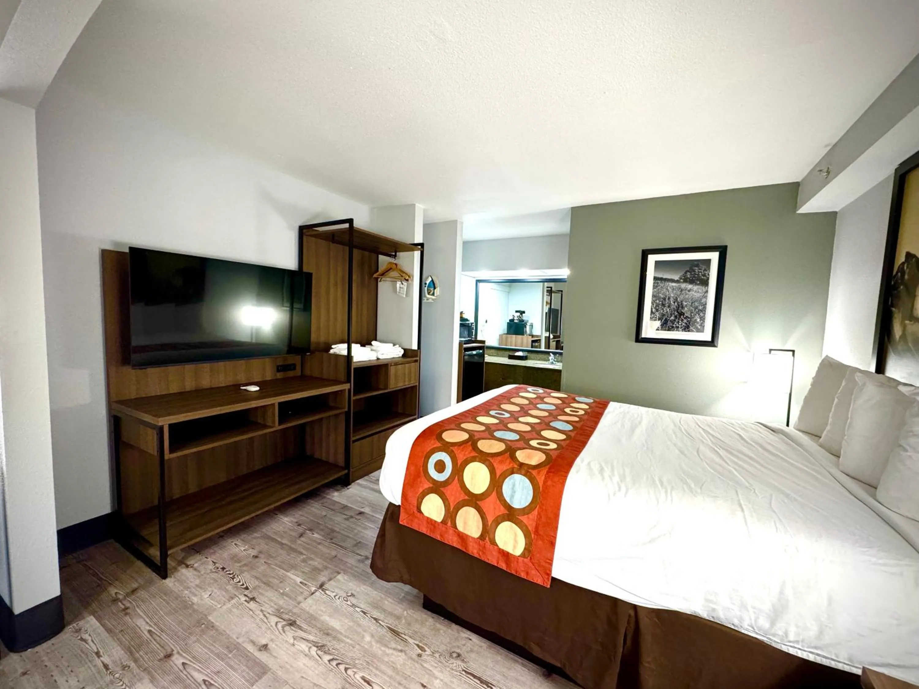 Bed in Super 8 by Wyndham Clovis